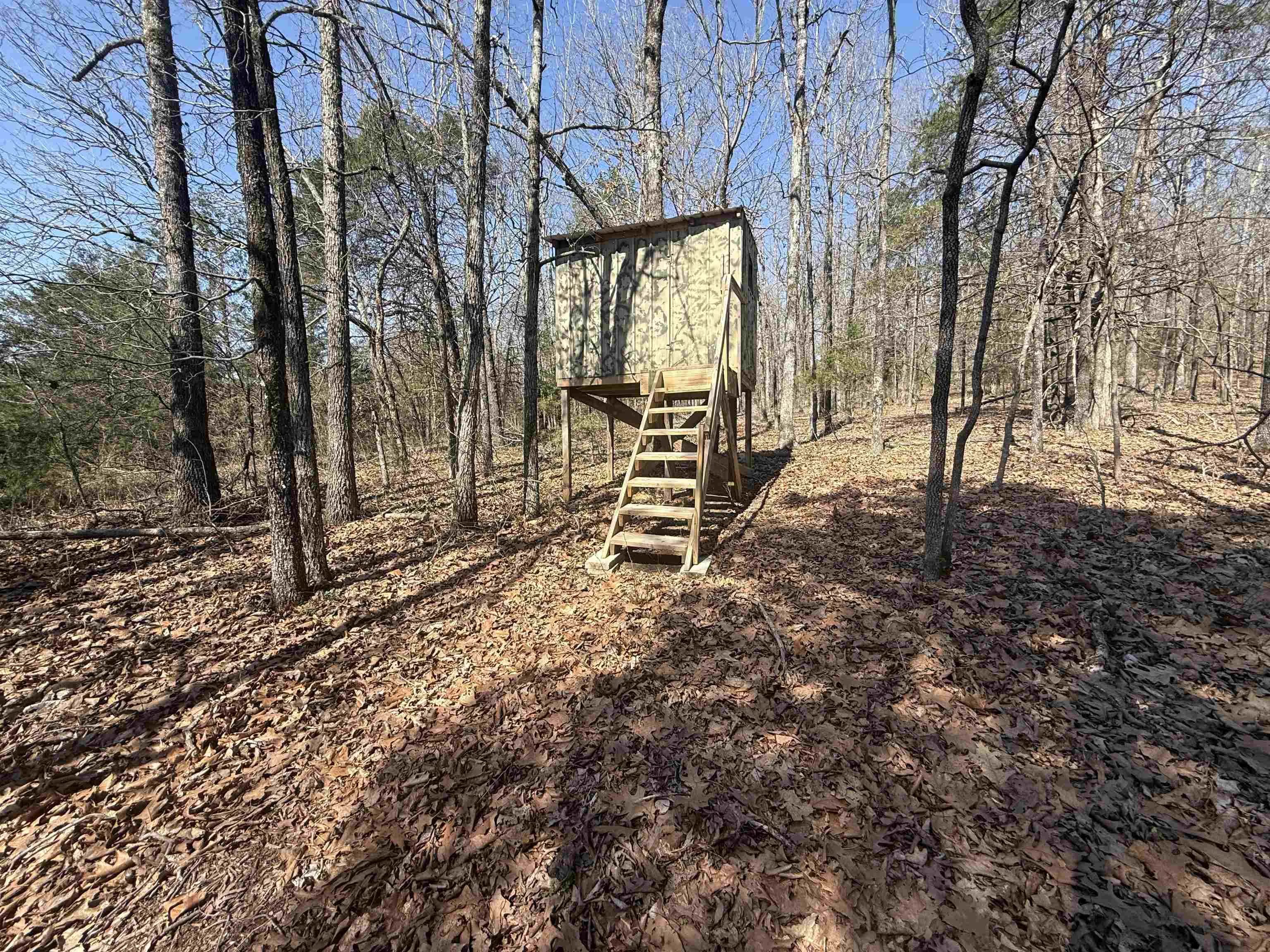 Property at 395  Lee - Image 6