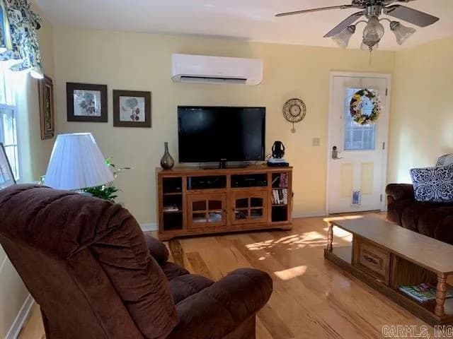 Property at 121  Neva lane - Image 17