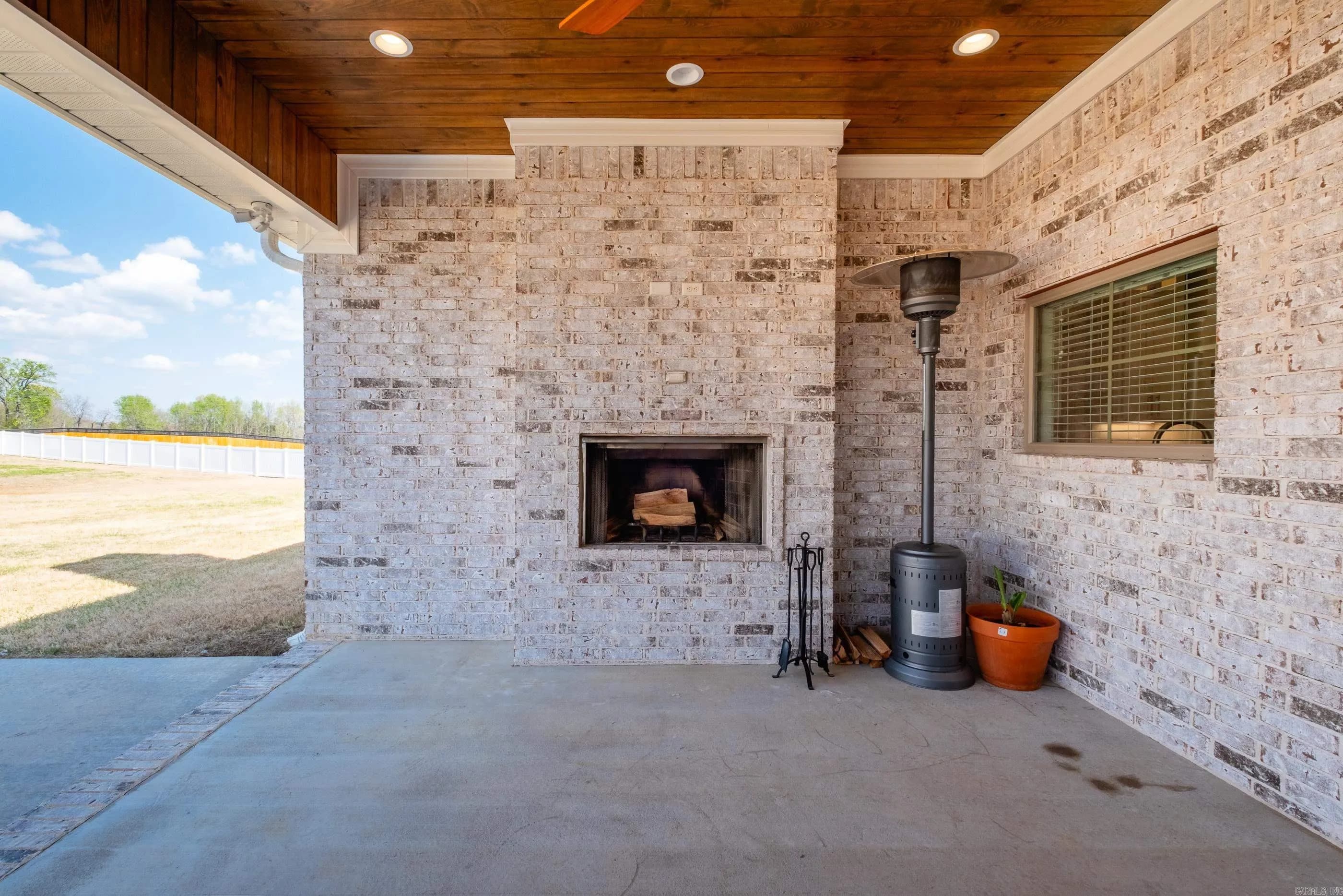 Property at 19  Morris court - Image 46