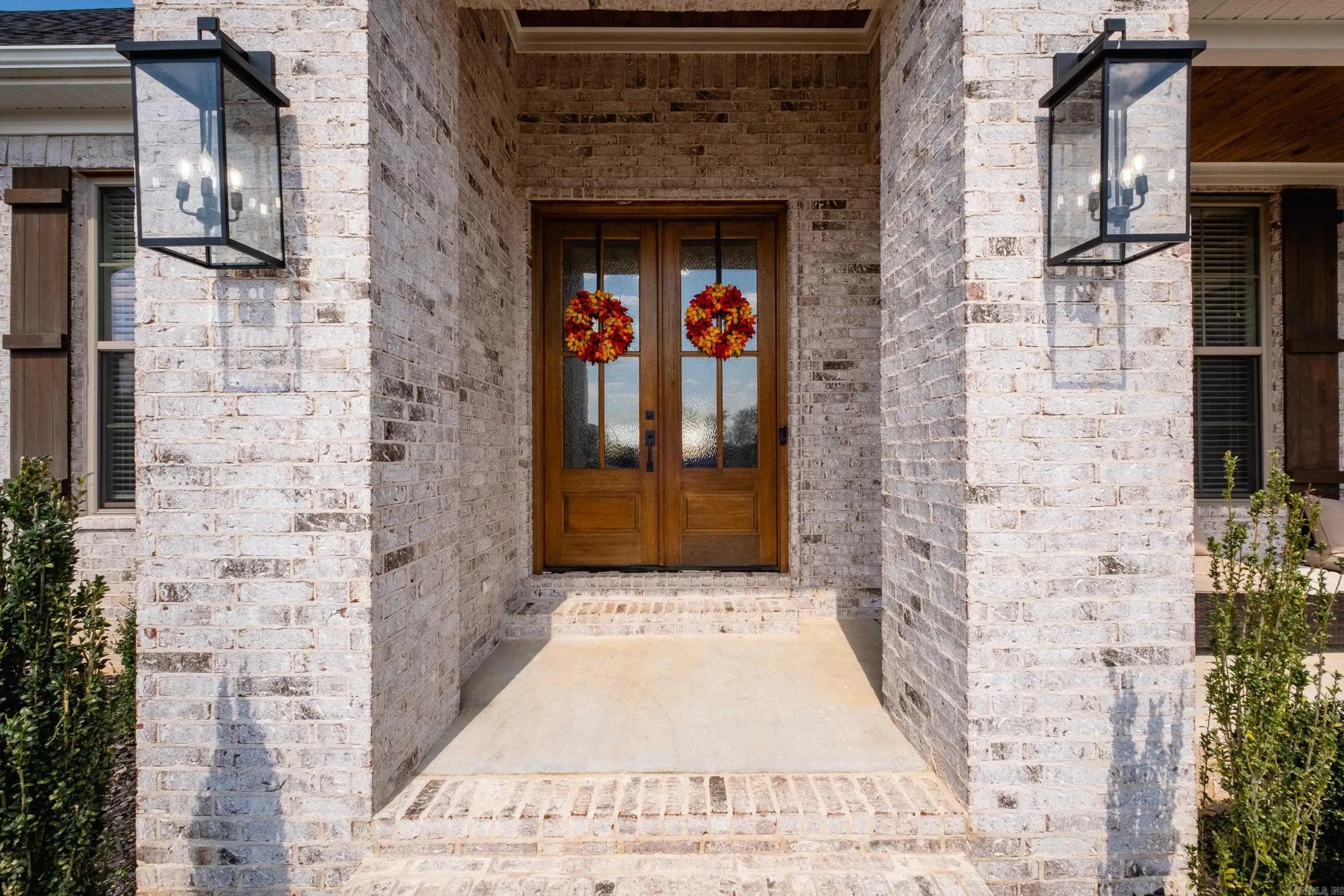 Property at 19  Morris court - Image 4