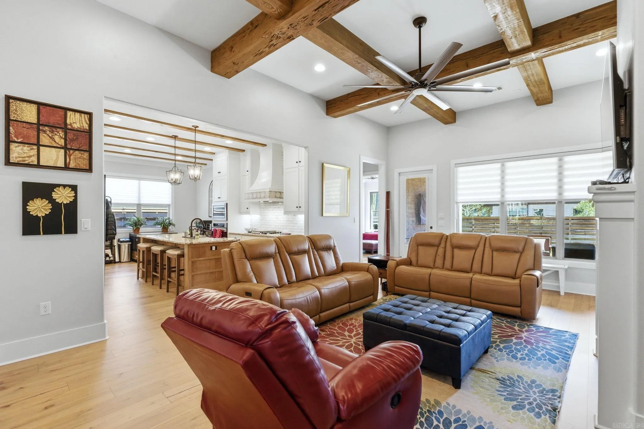 Property at 7  Tupelo - Image 4