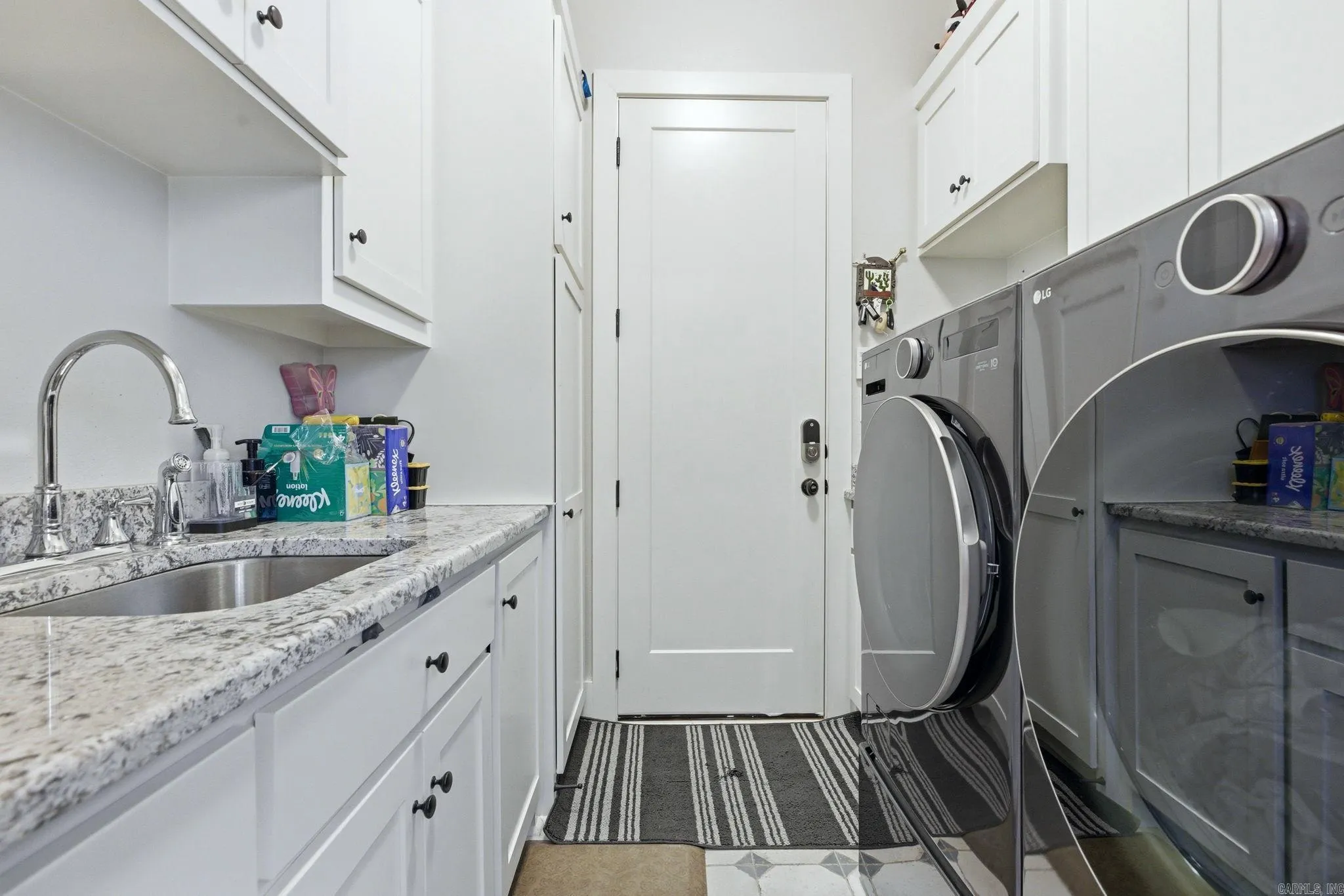 Property at 7  Tupelo - Image 33