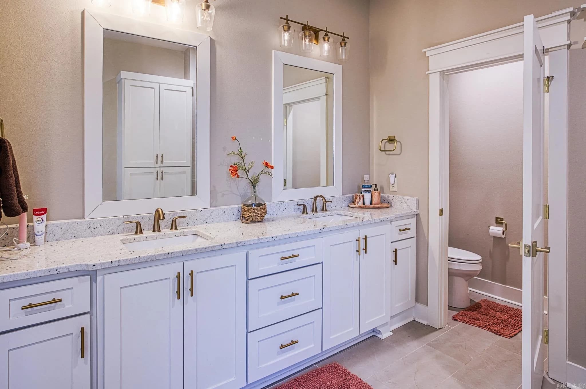 Property at 44  Elcano - Image 32