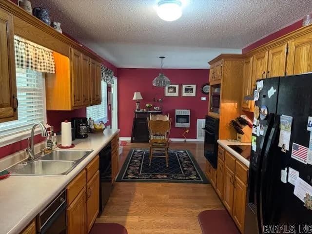 Property at 90  Frontier - Image 6