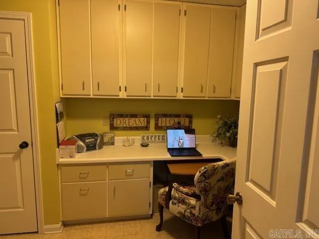 Property at 90  Frontier - Image 11
