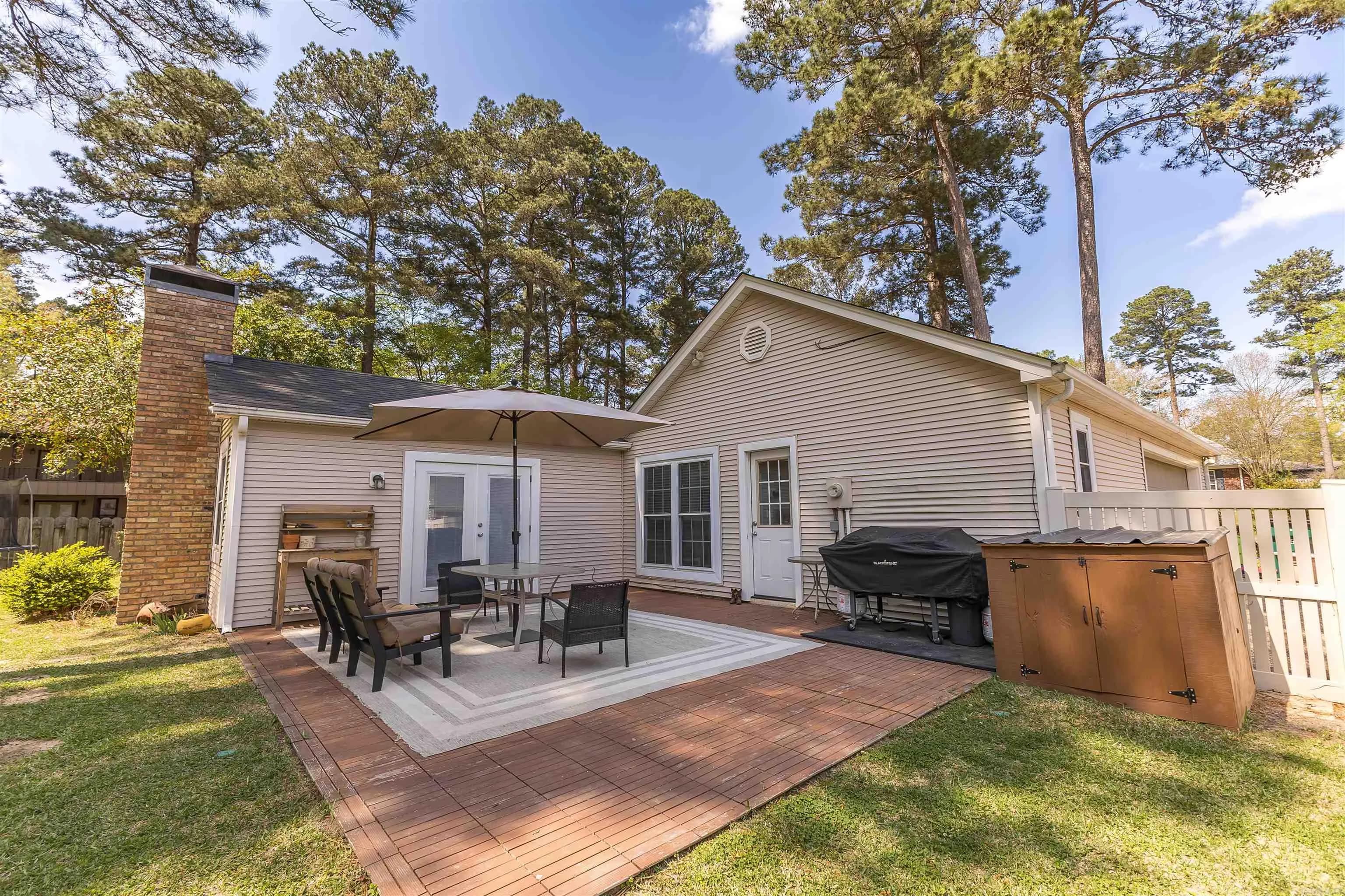 Property at 2205  Pathway - Image 7