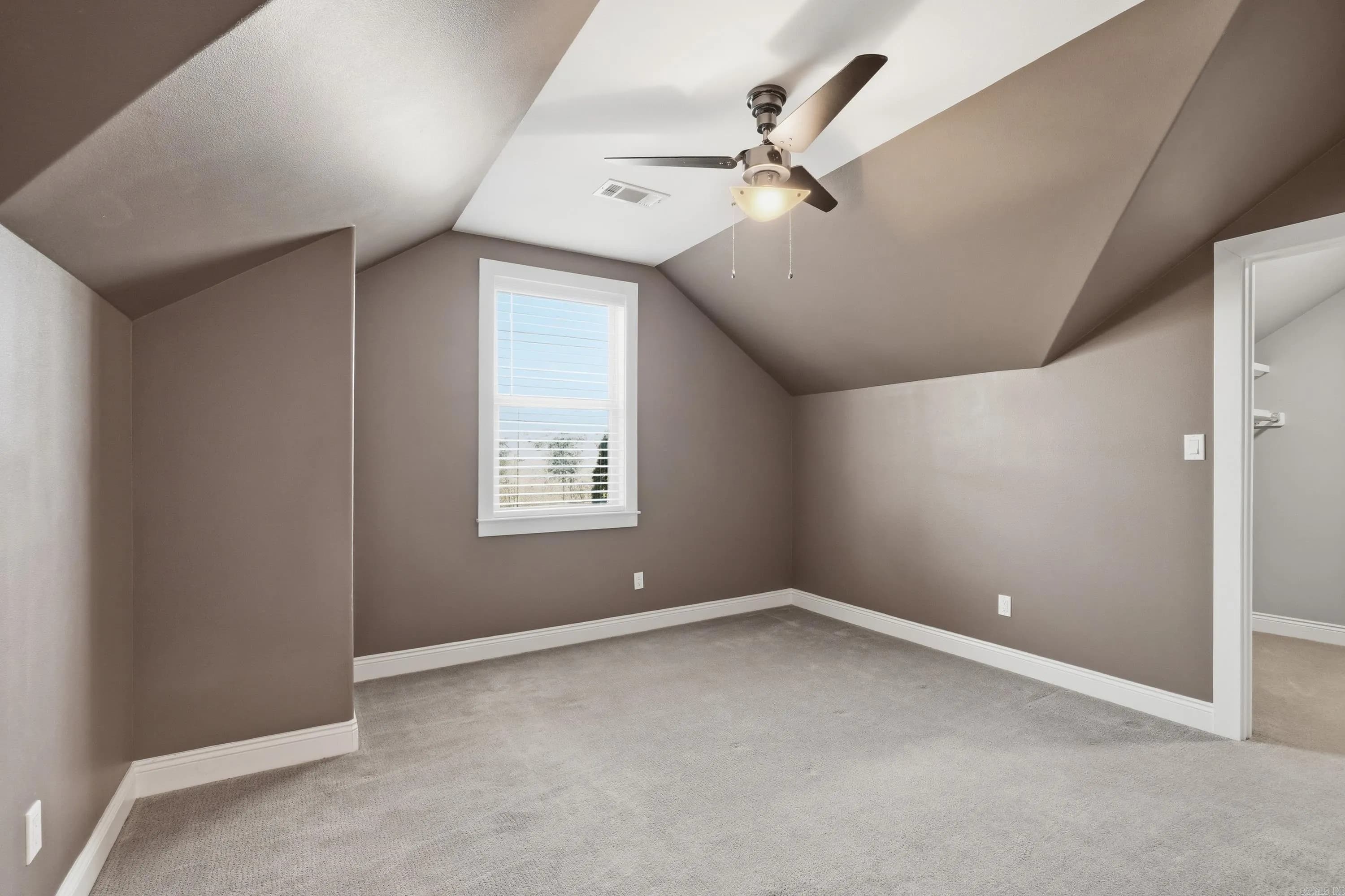 Property at 571  Valley hill - Image 20