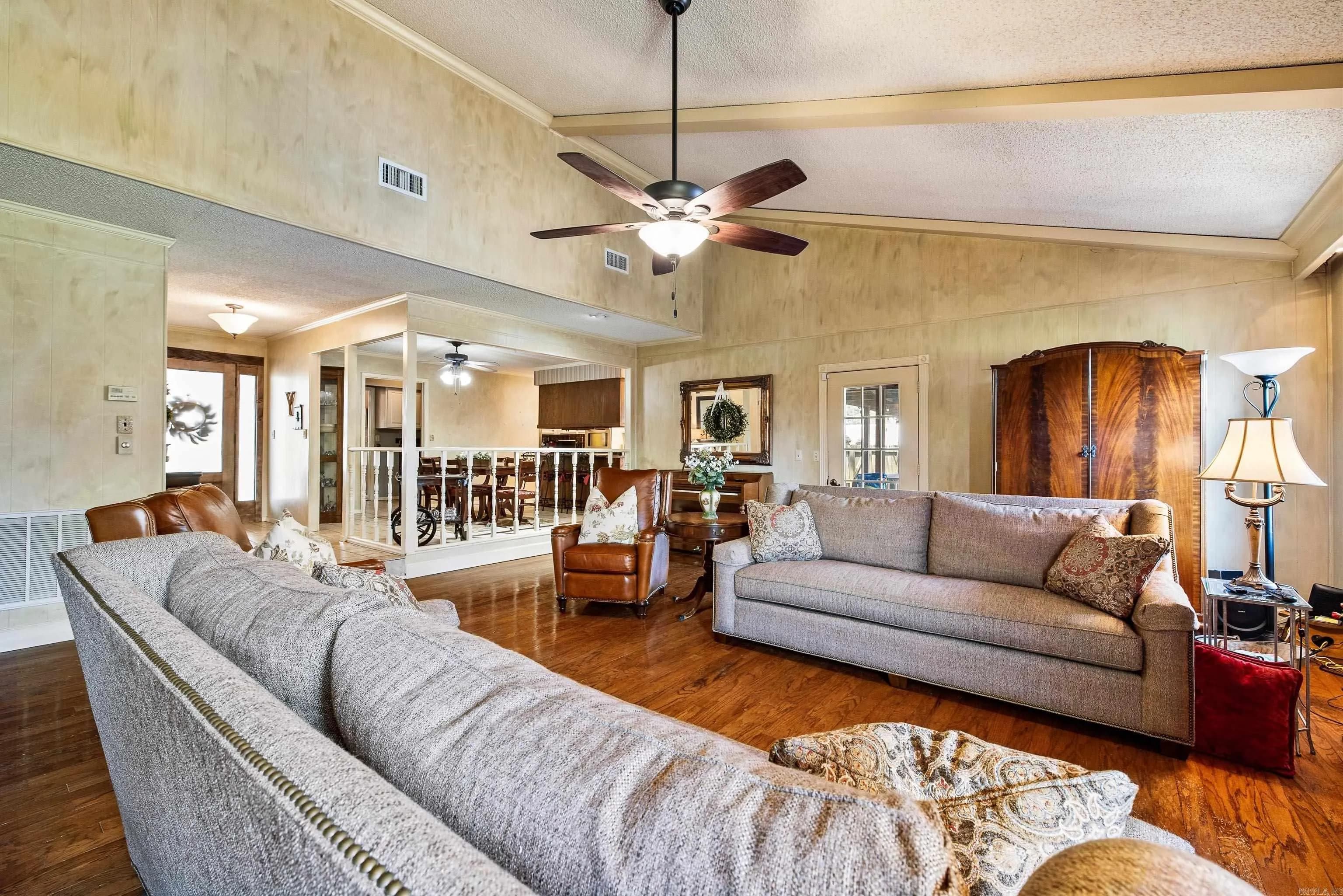 Property at 8112  Hart road - Image 10