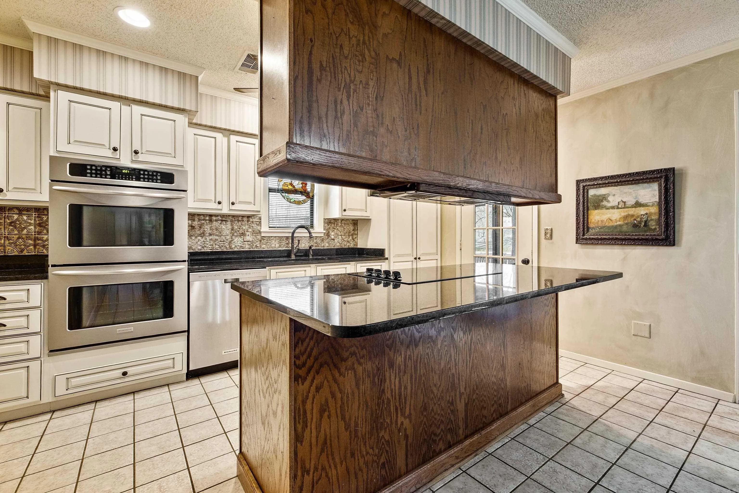 Property at 8112  Hart road - Image 11