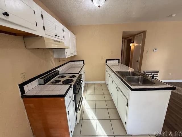 Property at 116  Chelle - Image 15