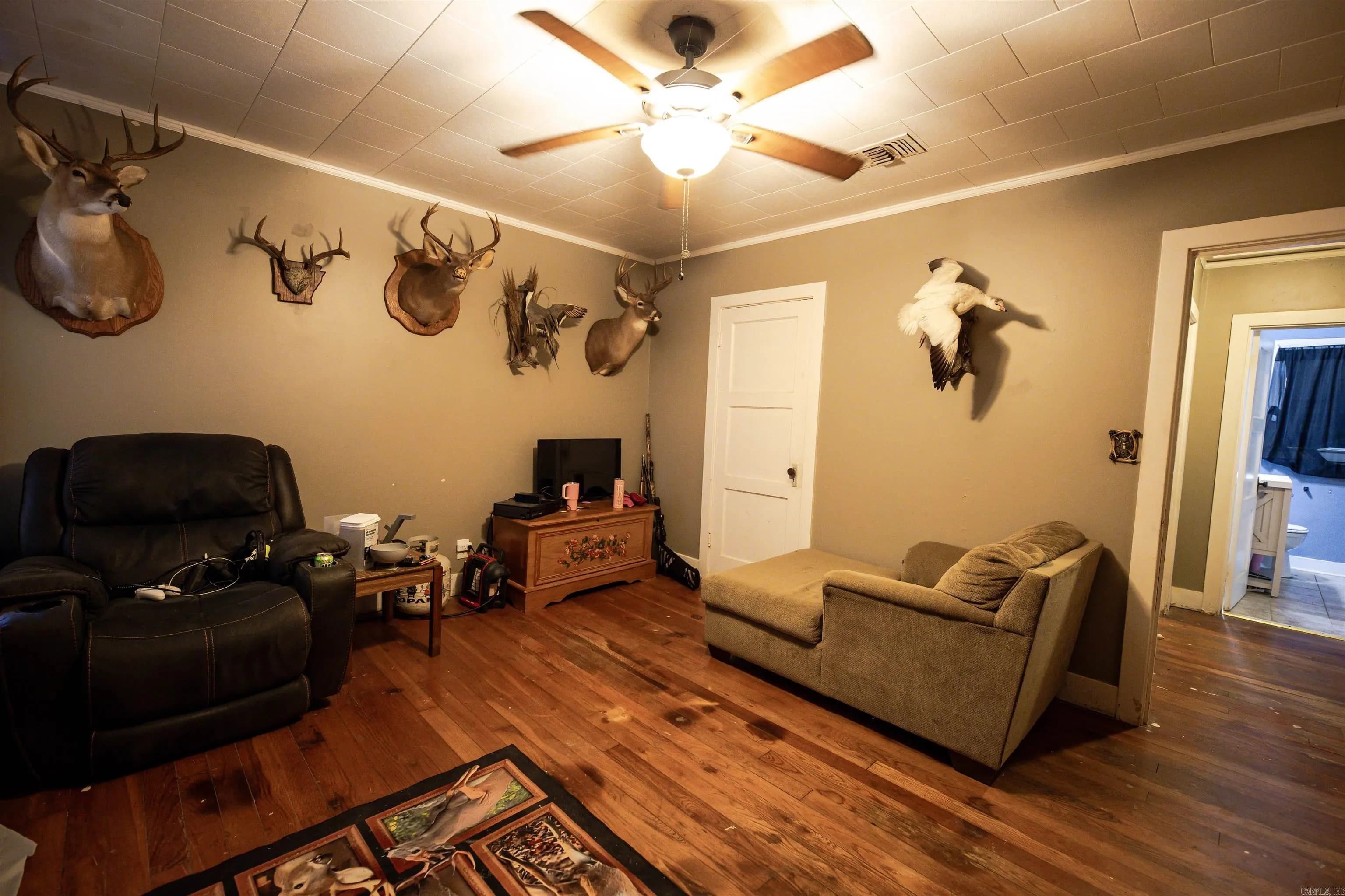 Property at 208 S Womble ave - Image 16
