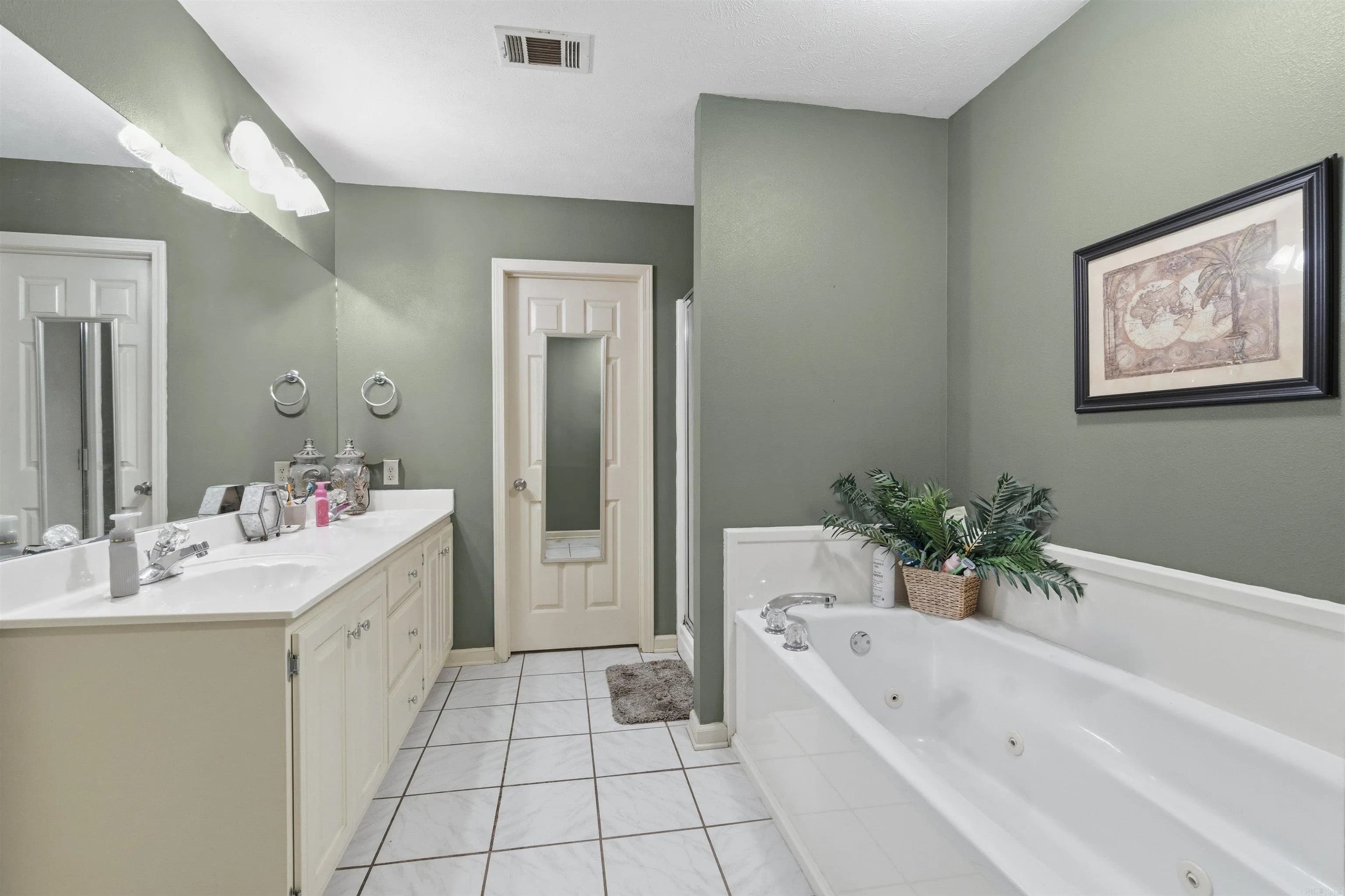 Property at 101  Casey lane - Image 13
