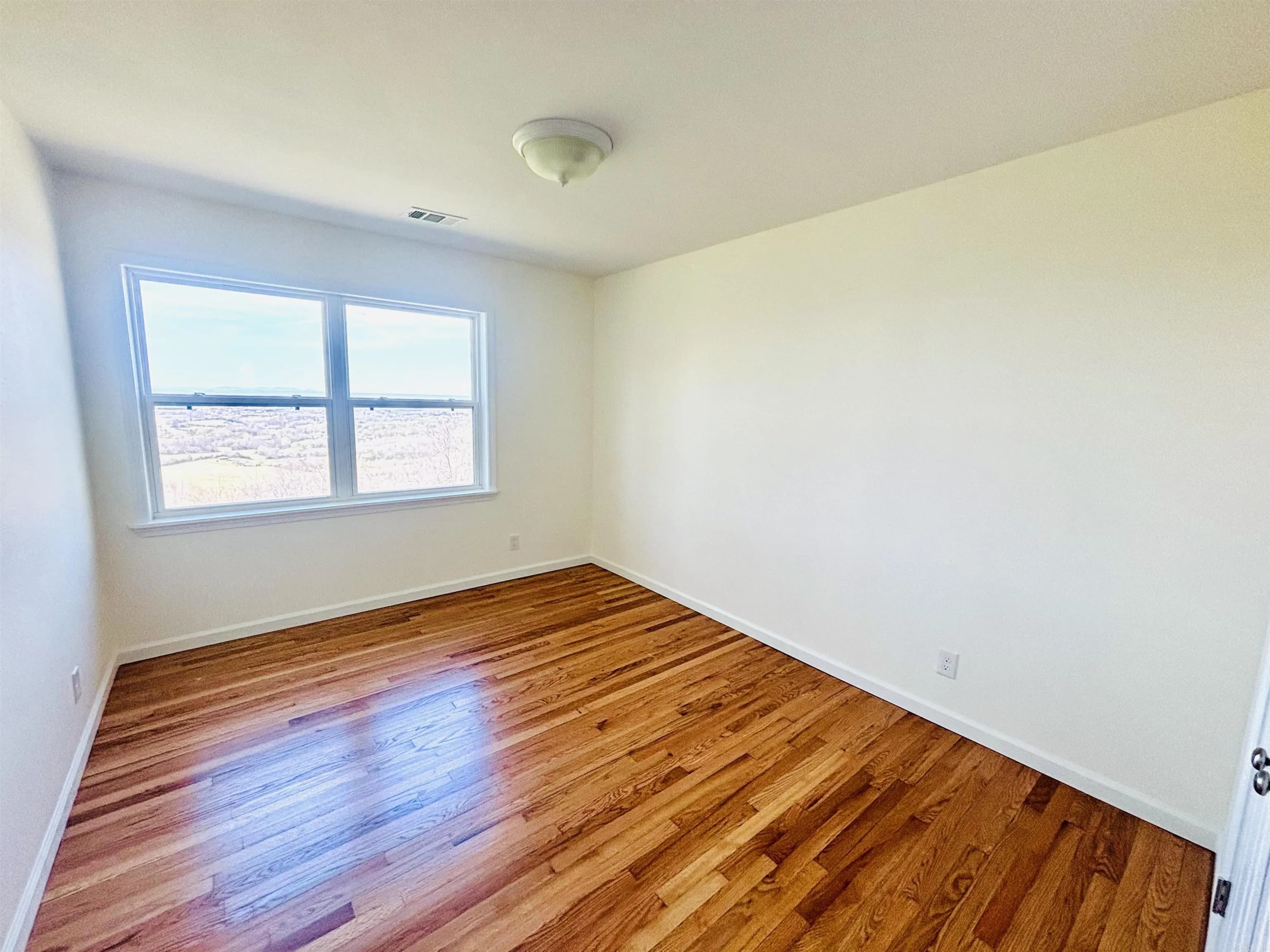 Property at 233  South mountain - Image 27