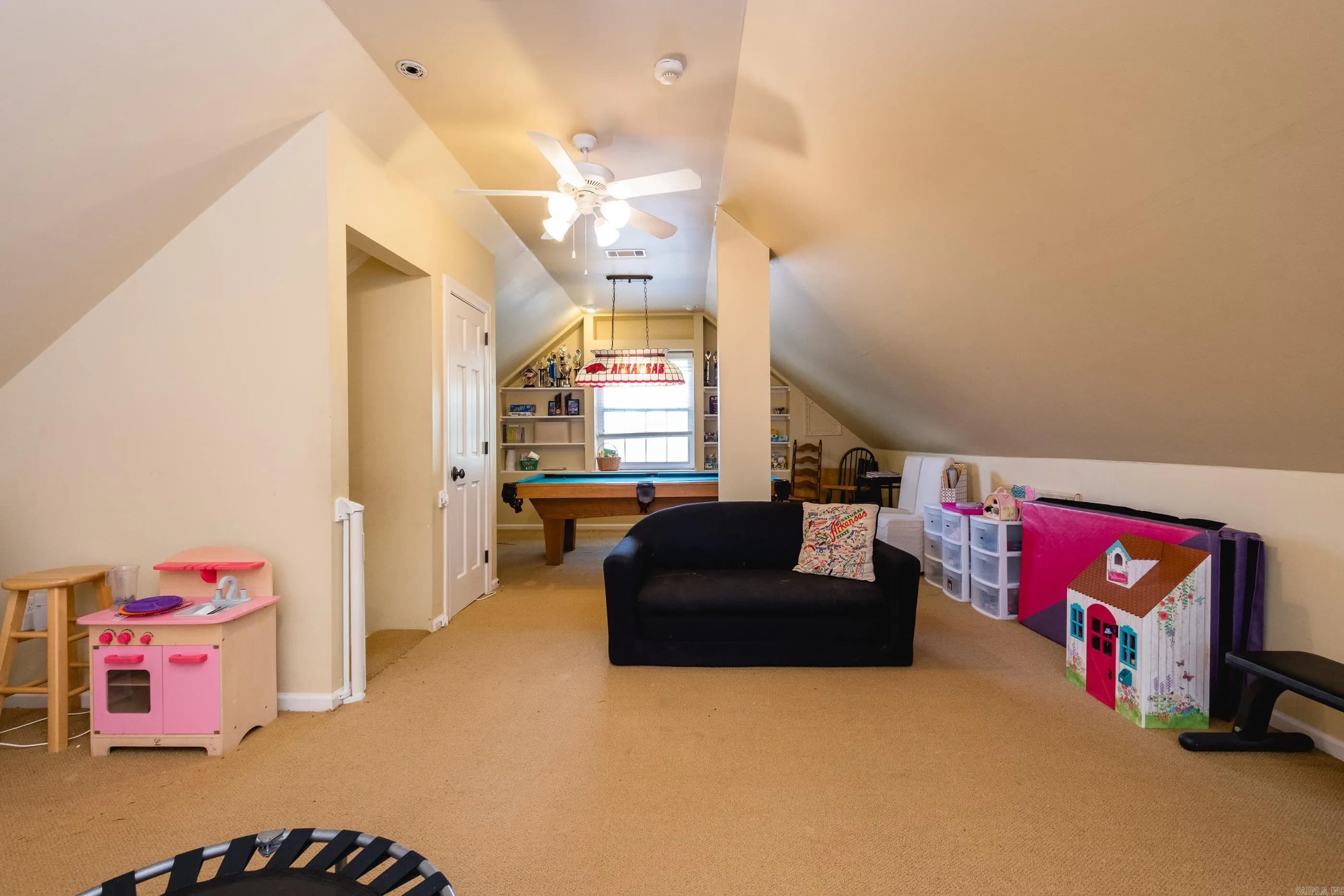 Property at 2400 N Pierce - Image 39