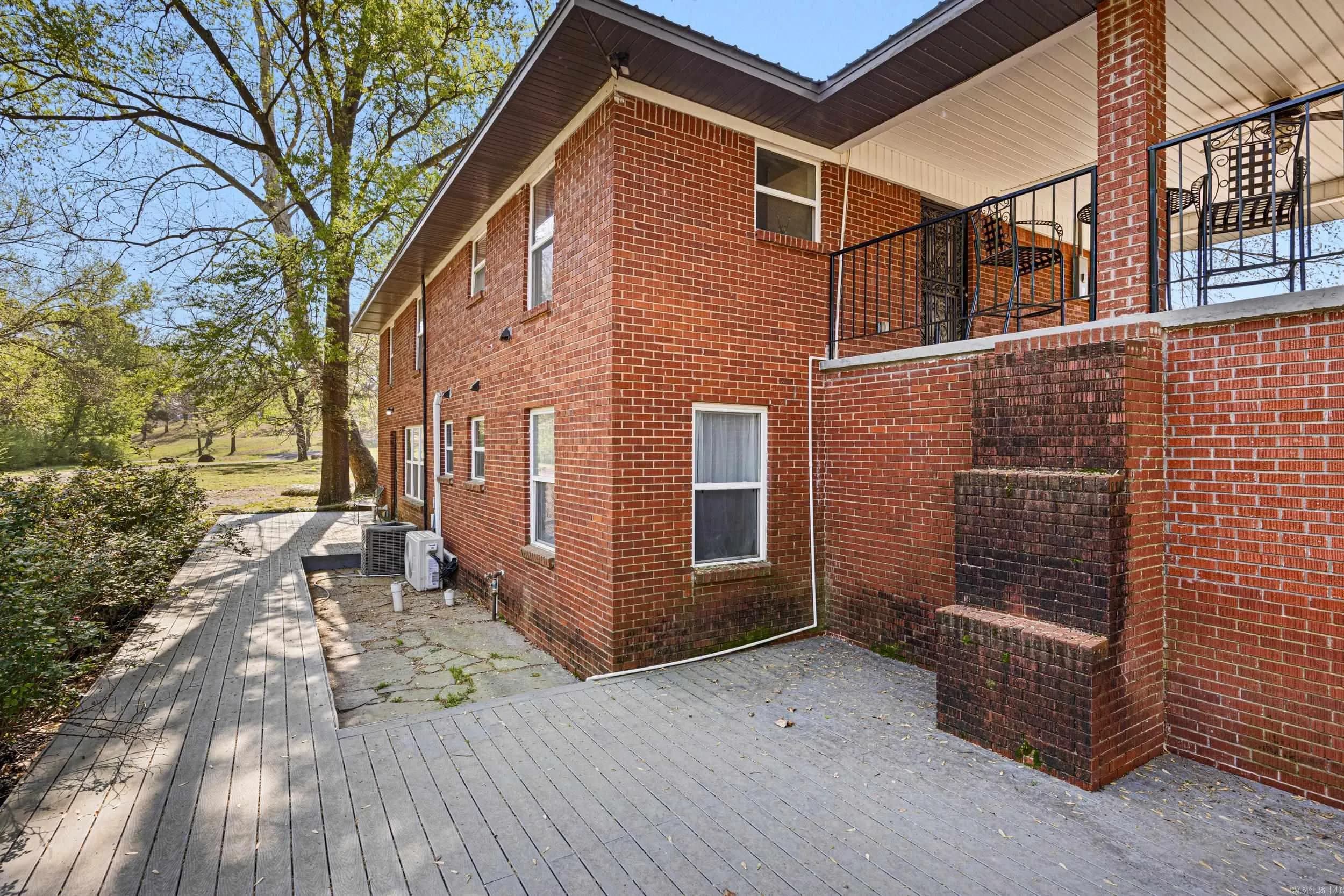 Property at 52 W Parish - Image 42