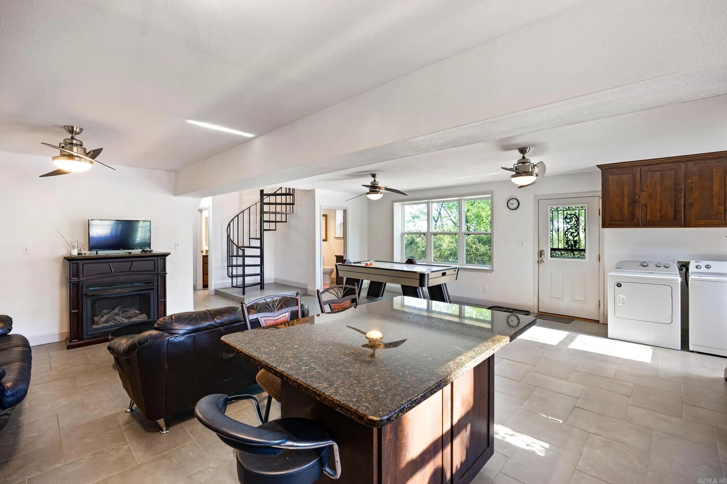 Property at 52 W Parish - Image 30
