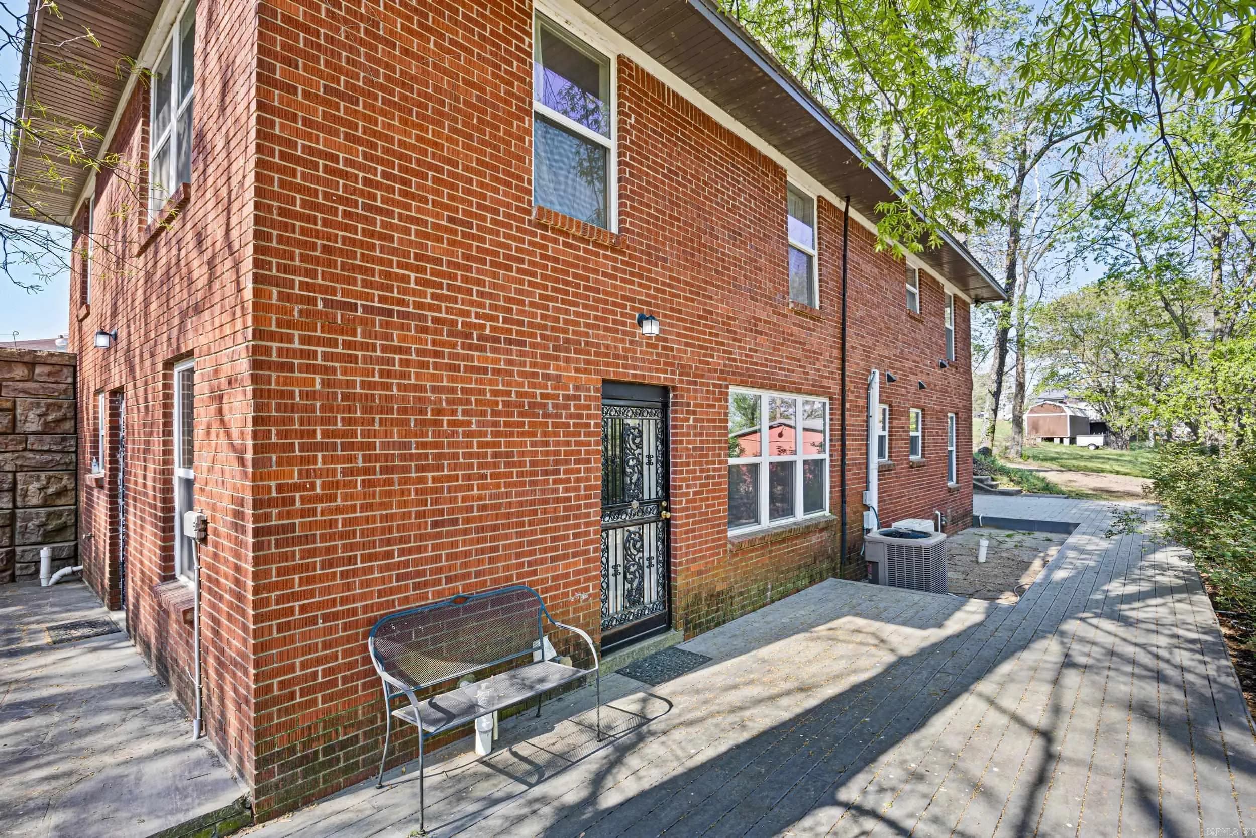Property at 52 W Parish - Image 44