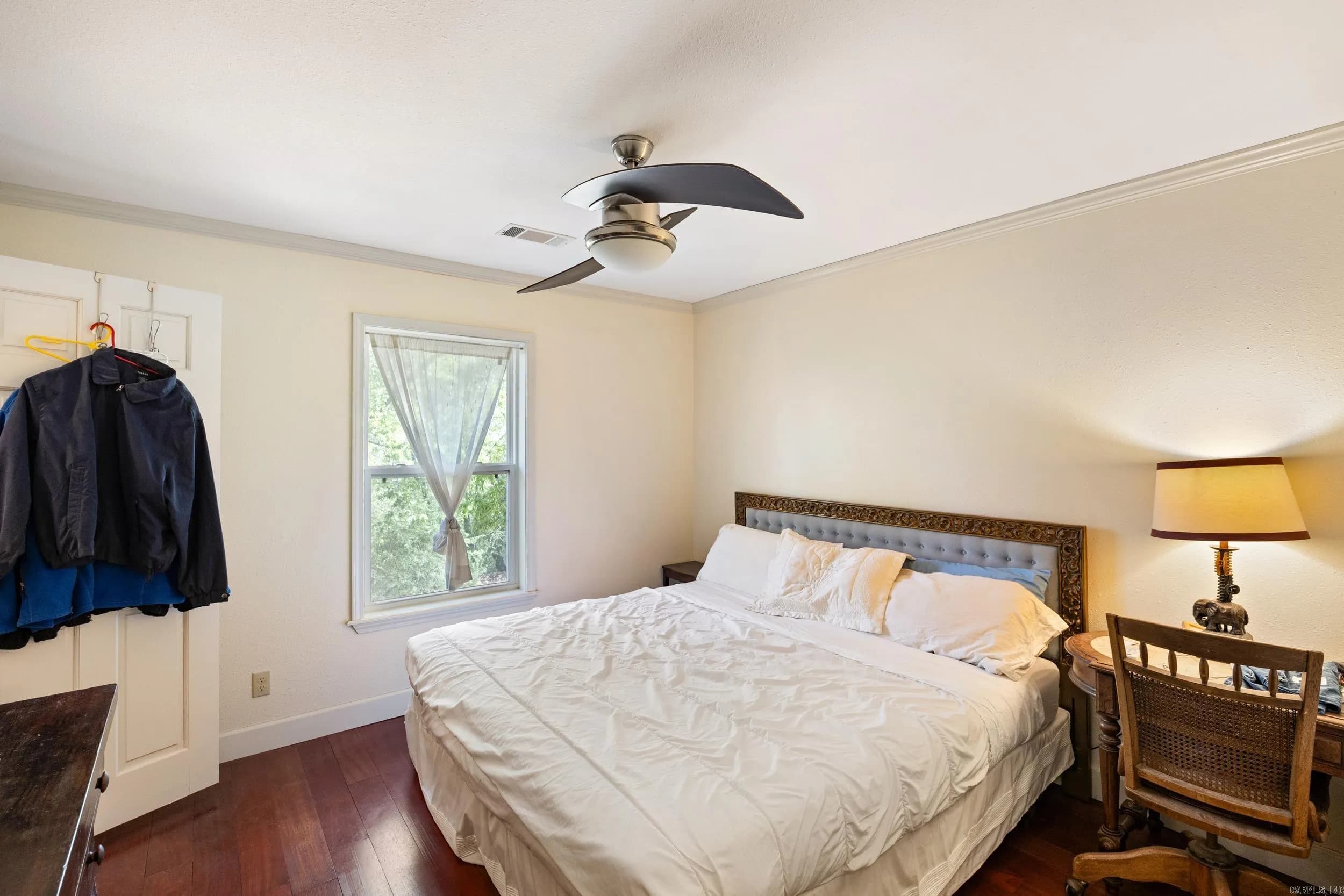 Property at 52 W Parish - Image 22
