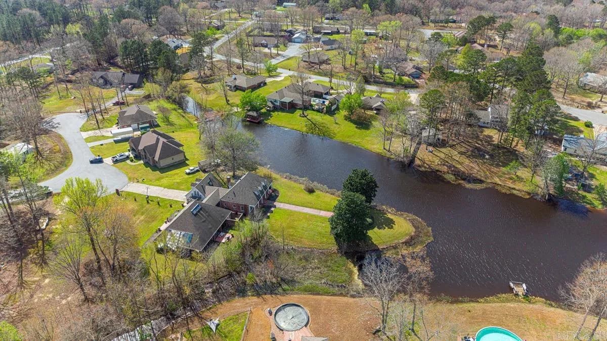 Property at 21718  Peach tree lane - Image 7