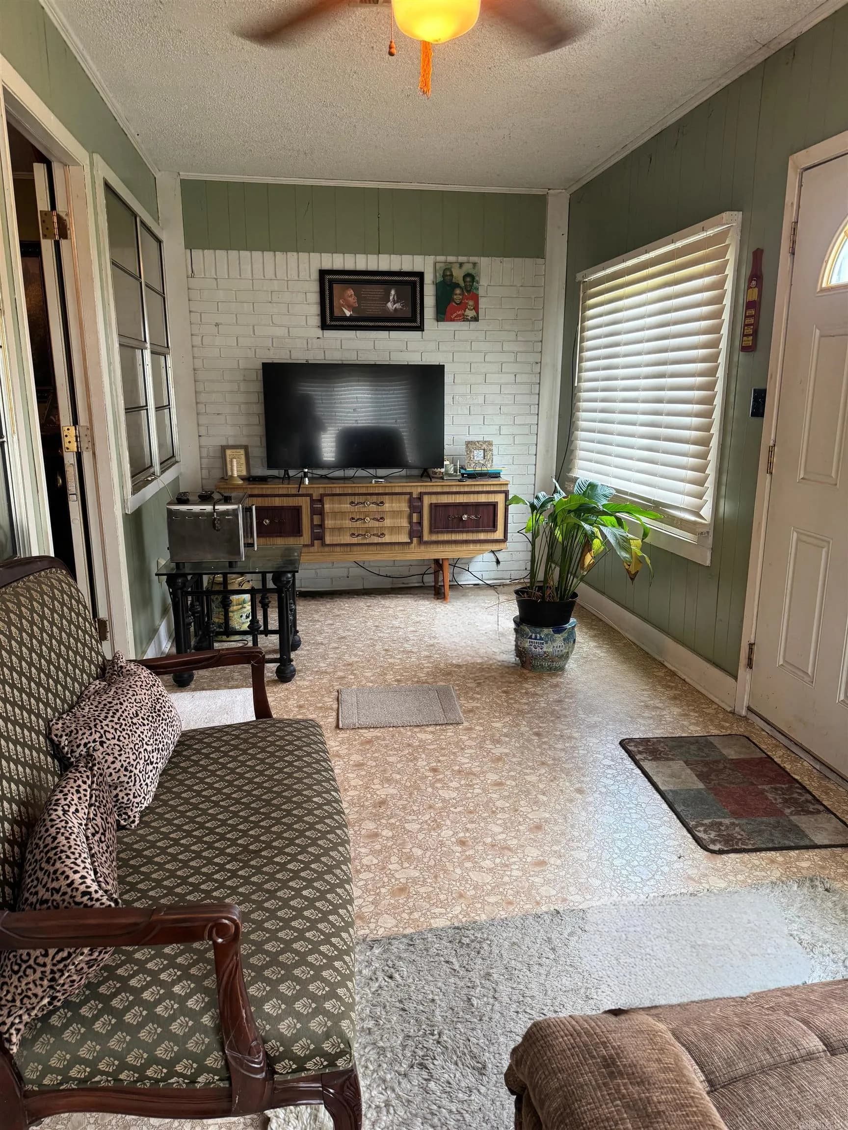 Property at 103  Marti - Image 14