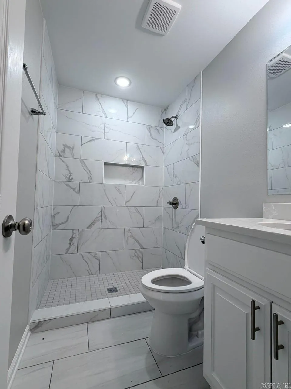 Property at 12  Purdue - Image 6