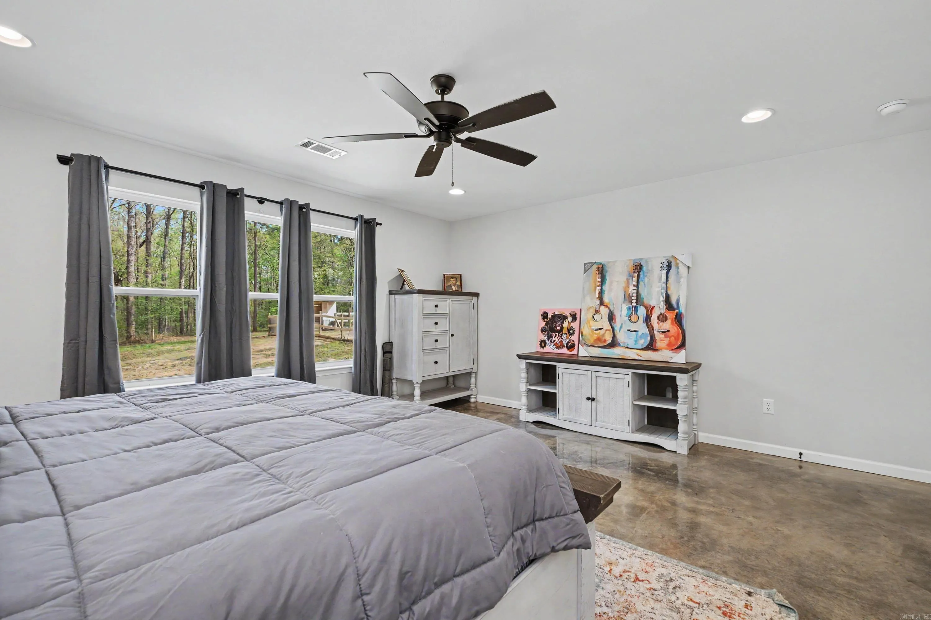 Property at 631  Zoa - Image 29