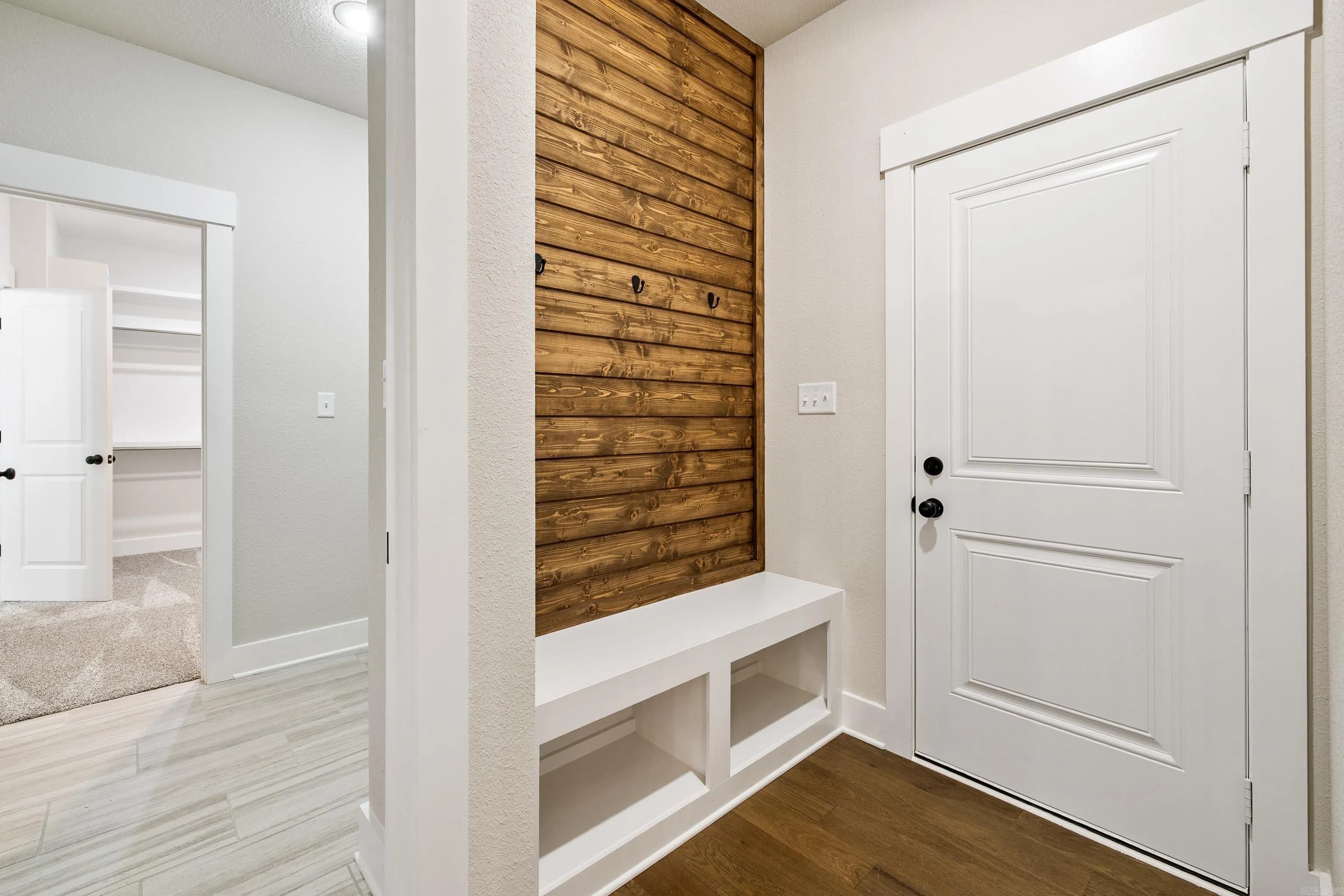 Property at 10364  Narrows - Image 10