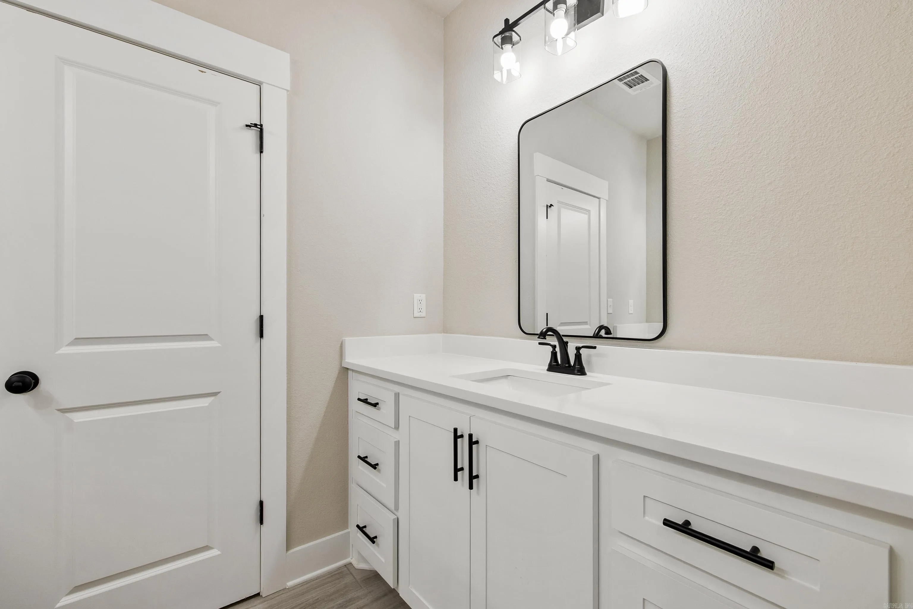Property at 10364  Narrows - Image 42