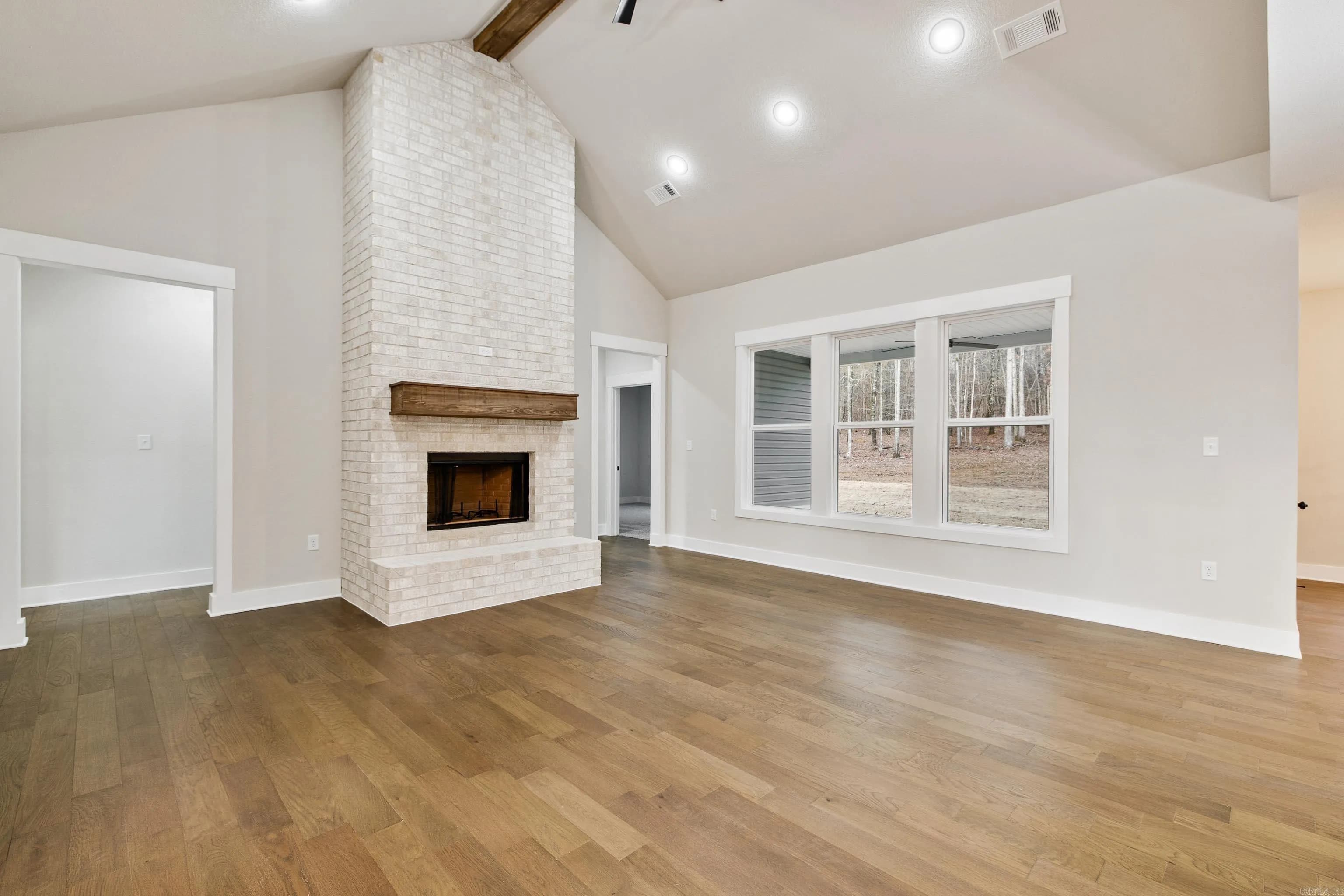 Property at 10364  Narrows - Image 35