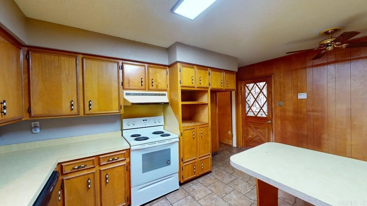 Property at 5431  Chauvin drive - Image 14
