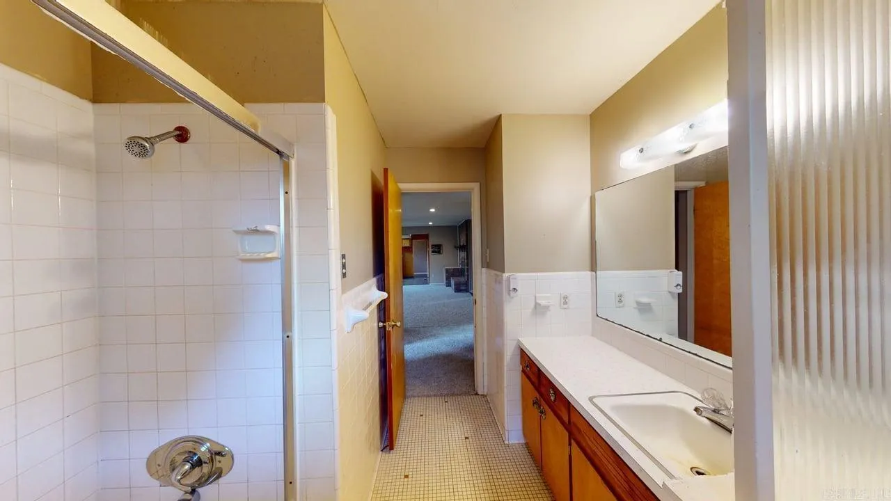 Property at 5431  Chauvin drive - Image 38