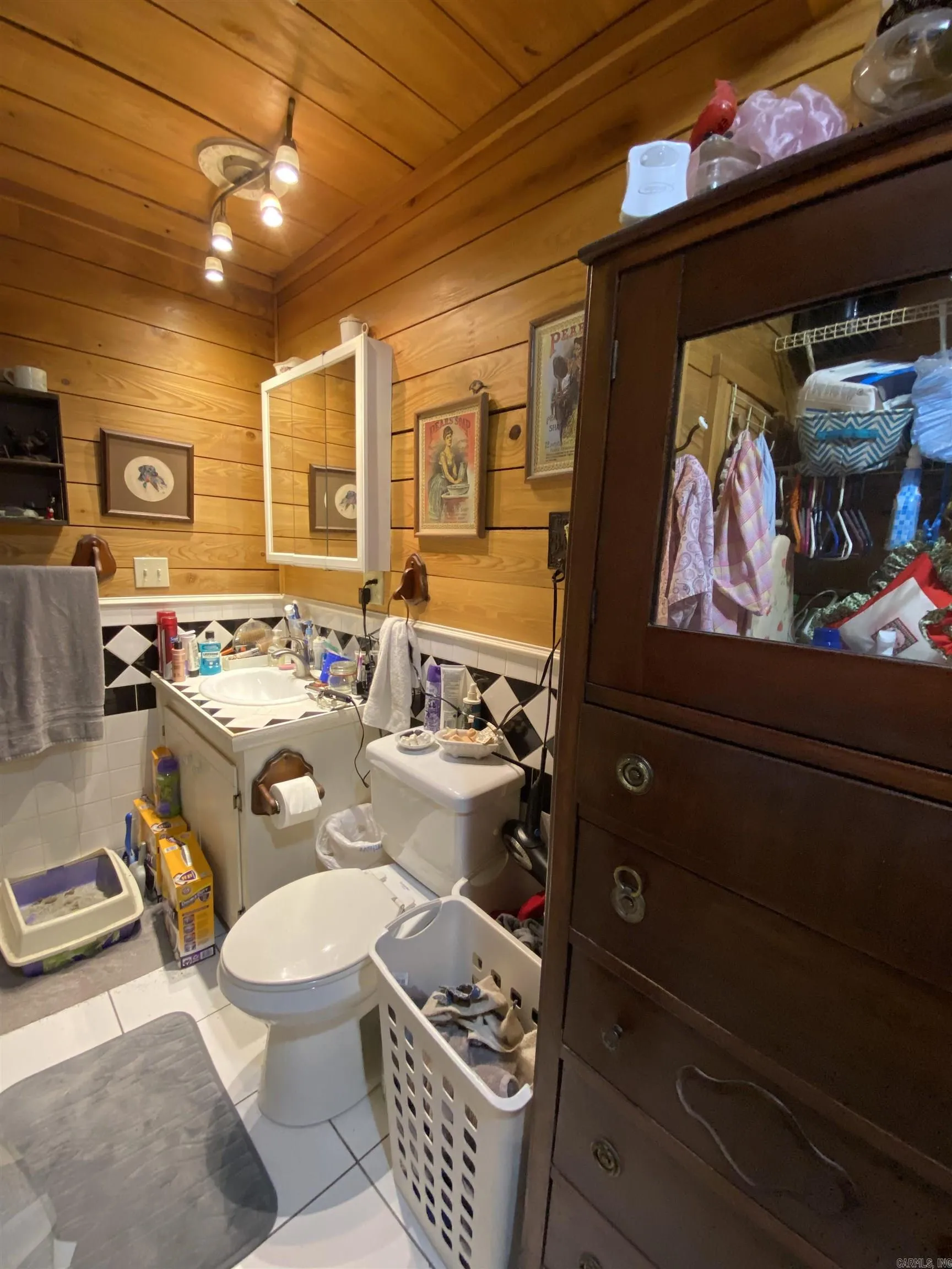 Property at 136  La hideaway - Image 13