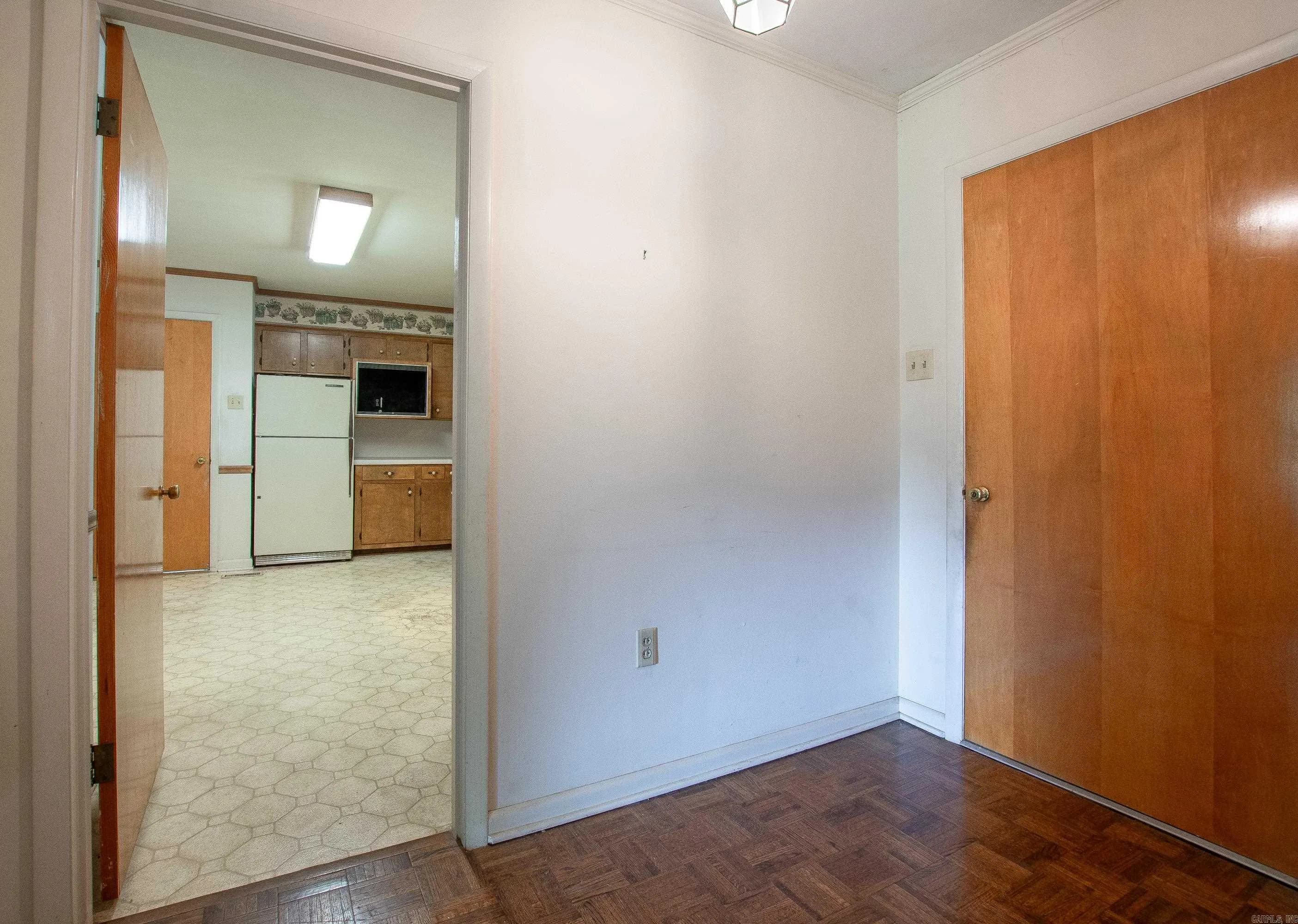 Property at 12  Wingate dr - Image 4