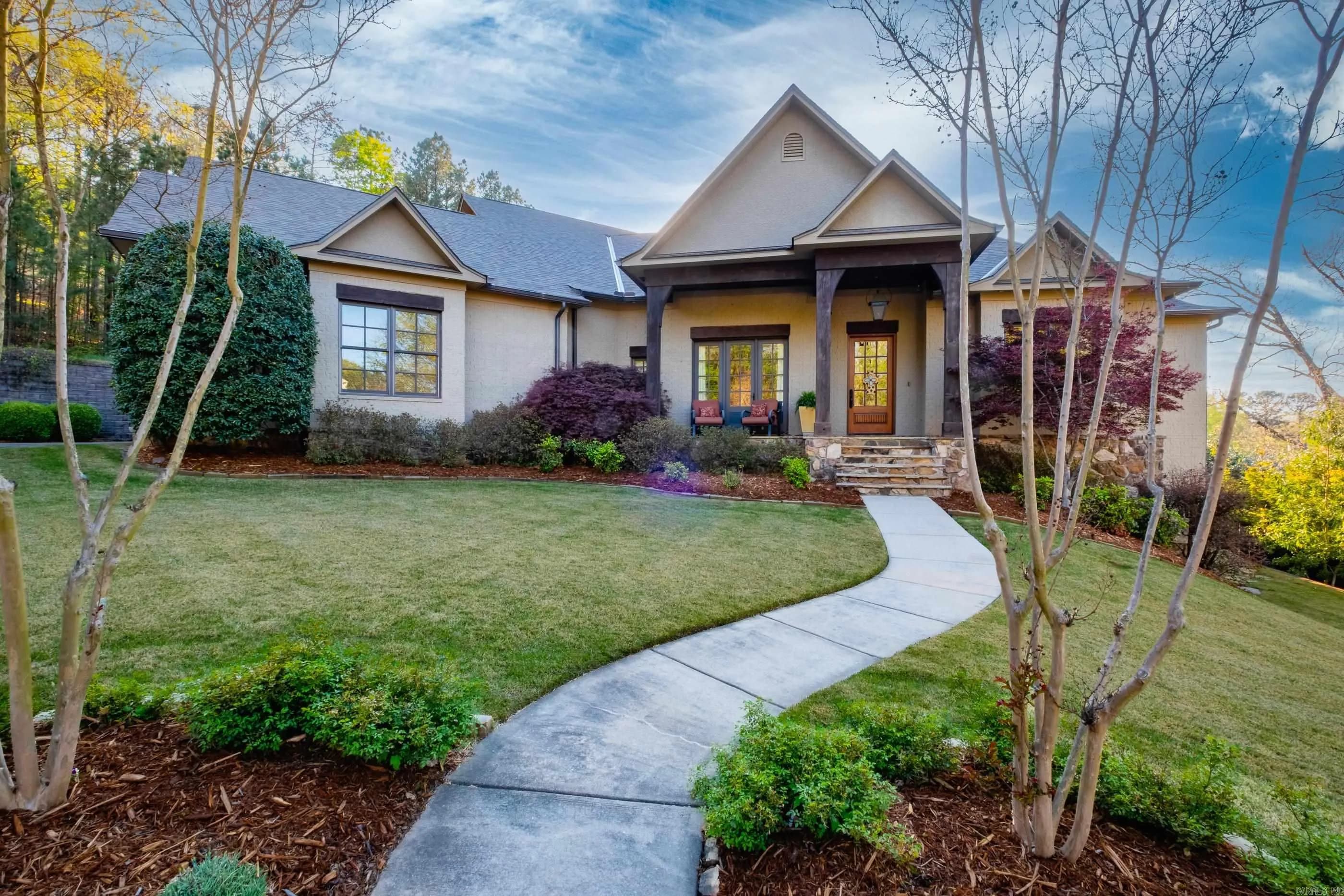 Property at 21  Hickory pointe cove - Image 1