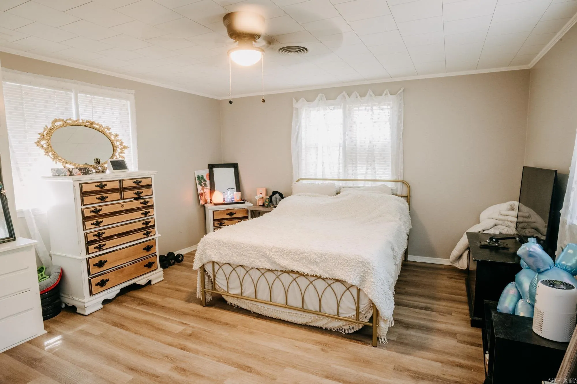 Property at 1212 W Jackman - Image 32