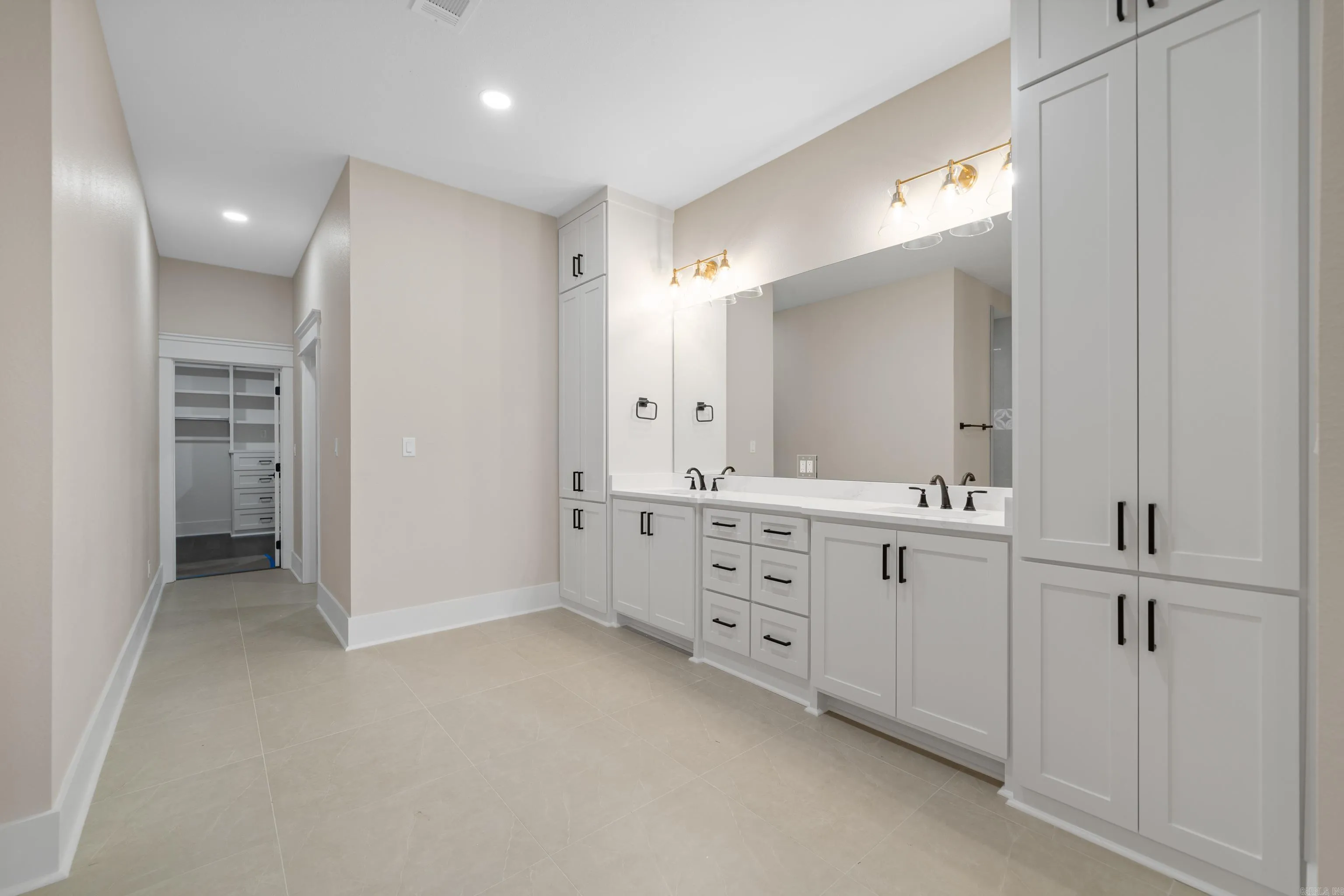 Property at 9  Manzanares - Image 23