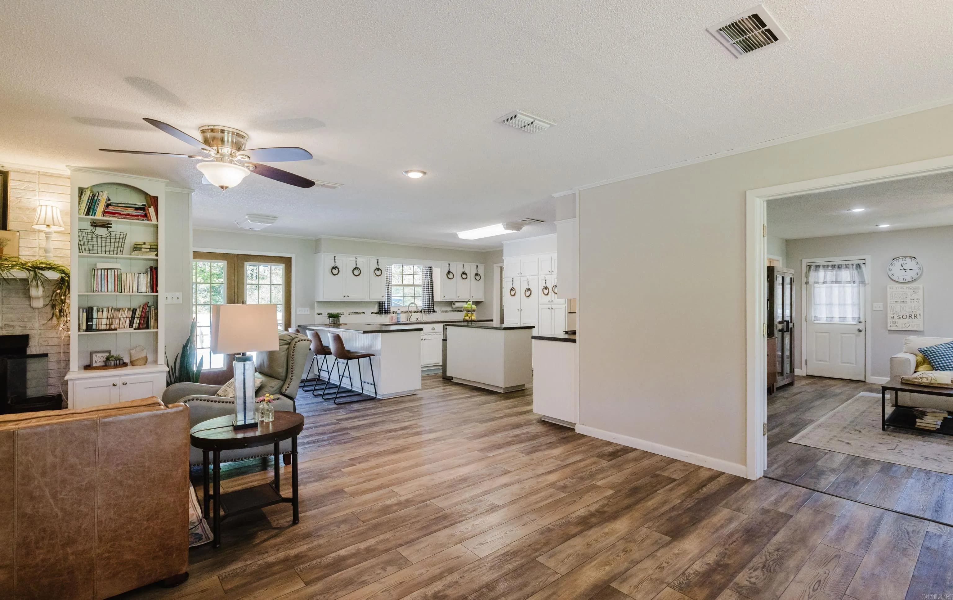 Property at 15  Dogwood dr - Image 16