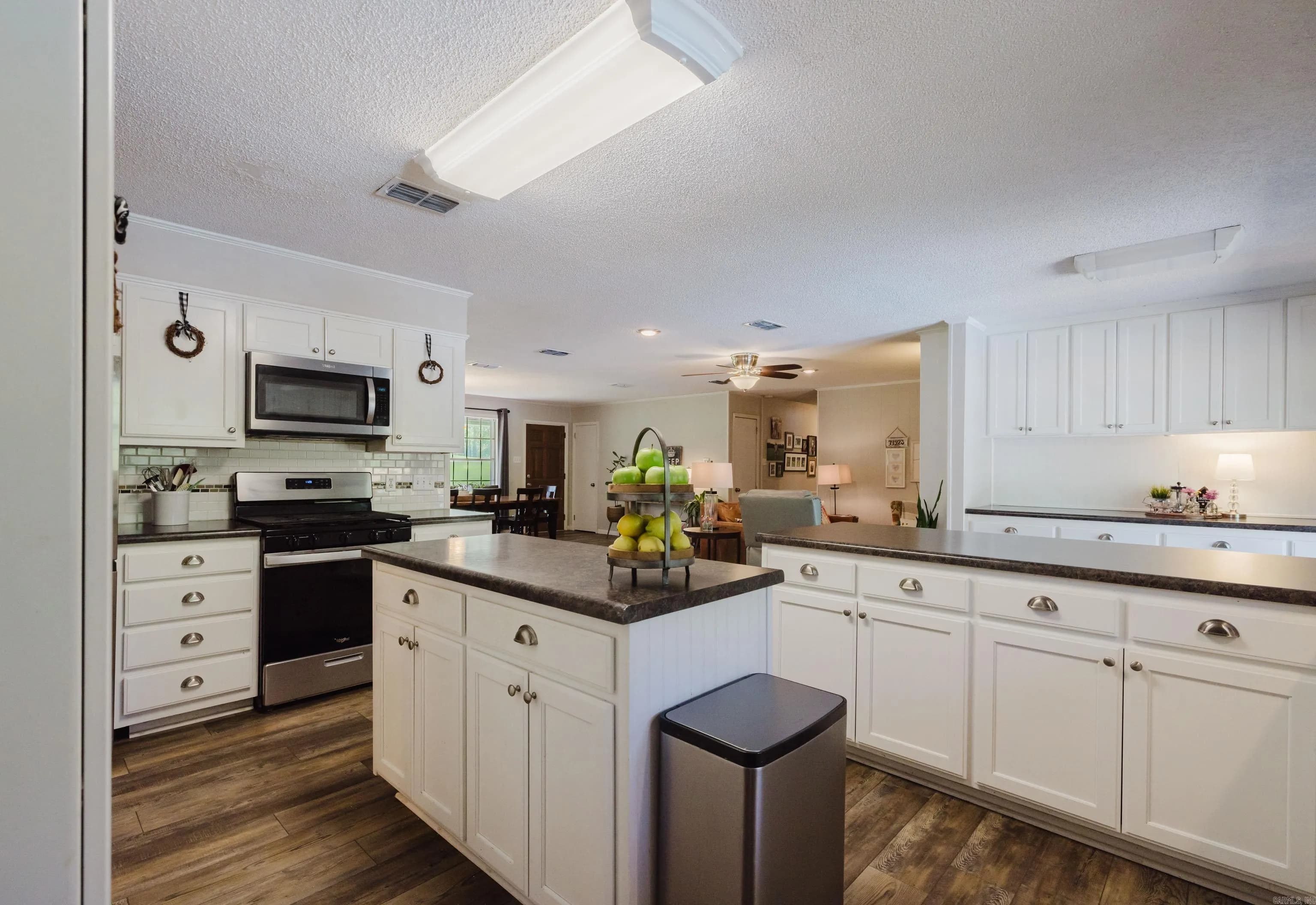 Property at 15  Dogwood dr - Image 18