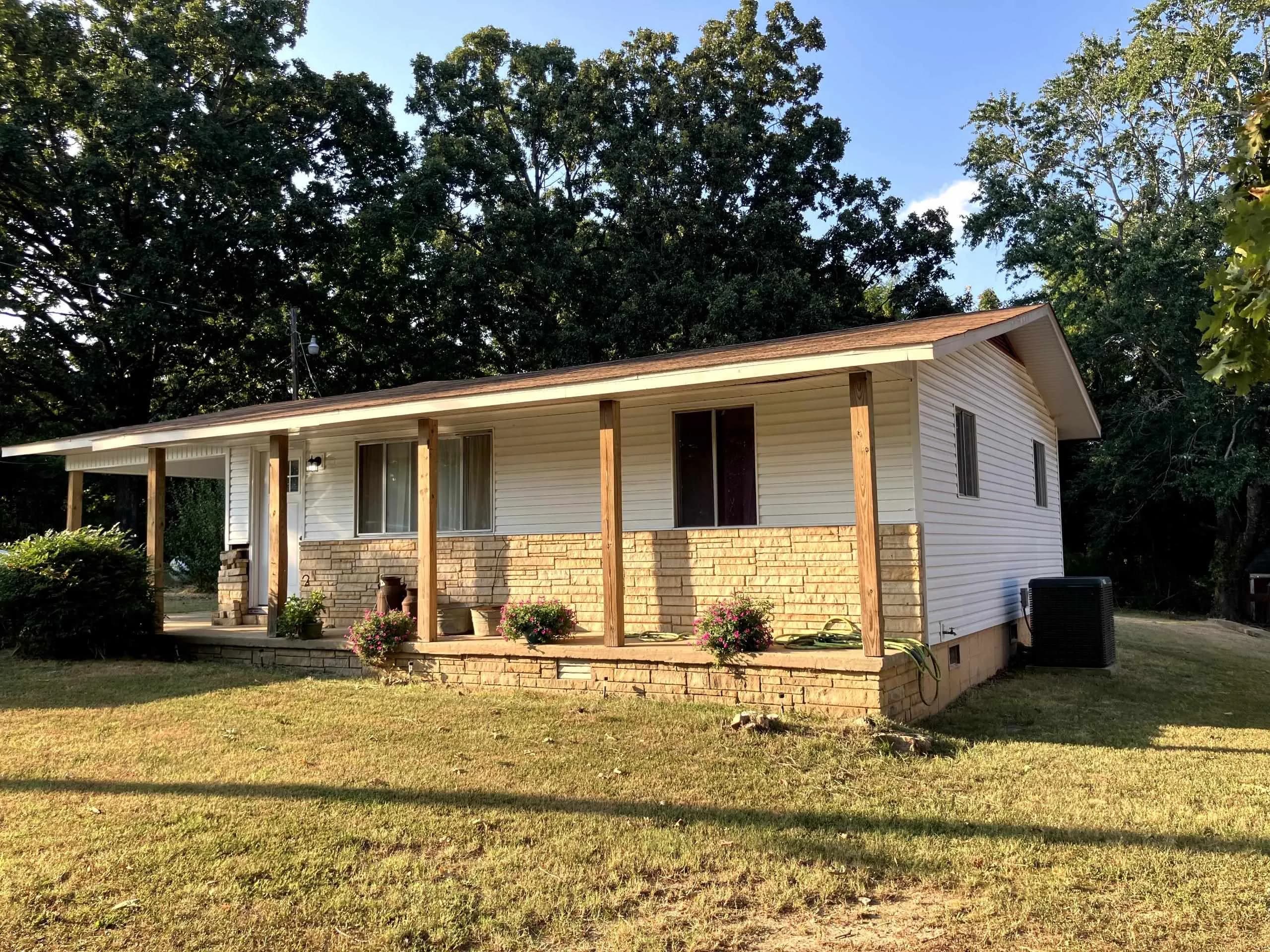 Property at 1416 W Cardinal - Image 2