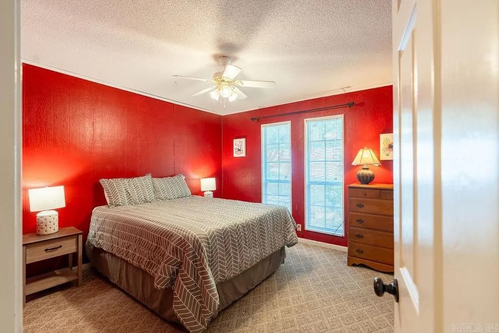 Property at 38 W Woodland - Image 15