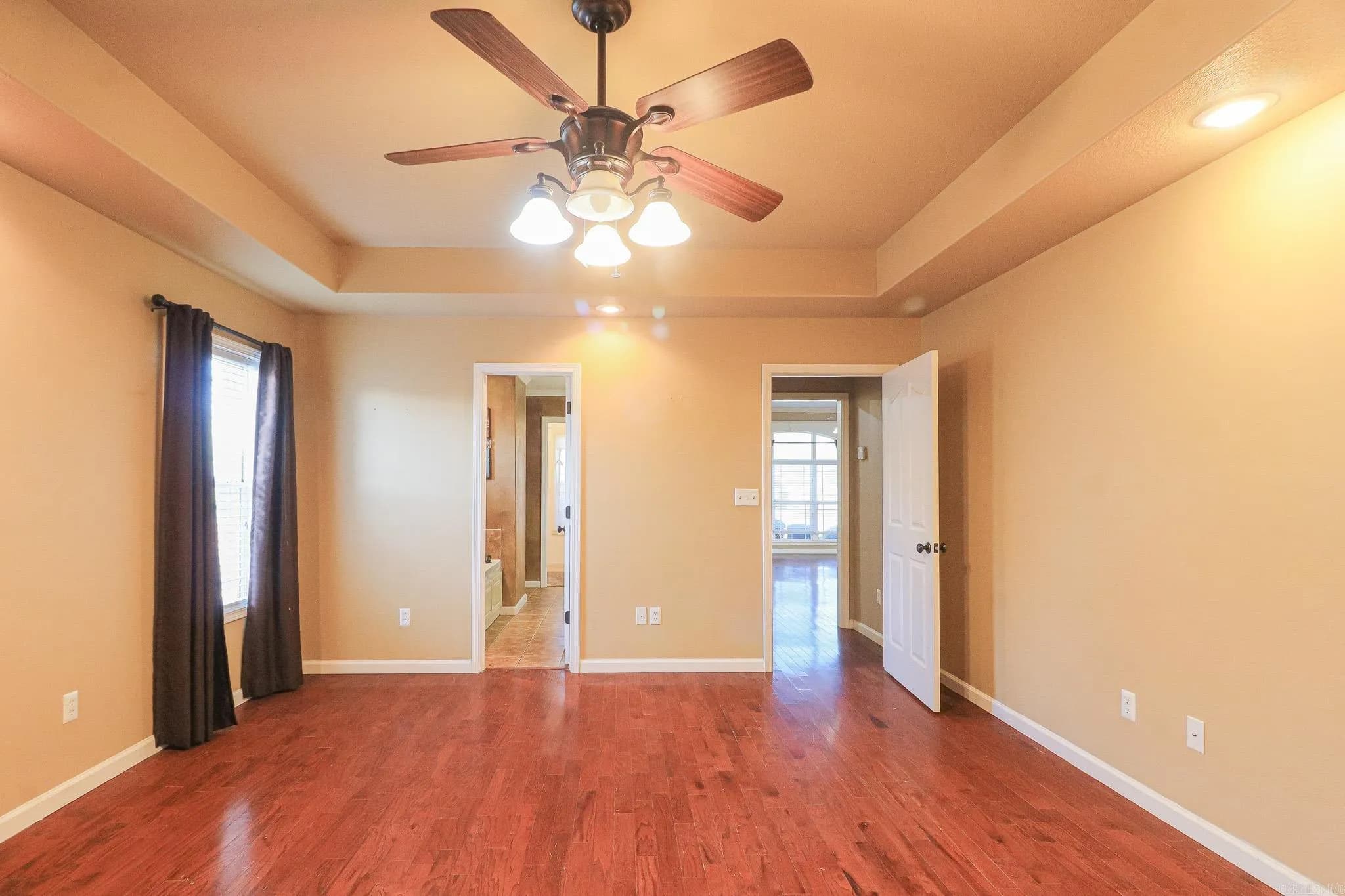 Property at 412  Harmony - Image 11