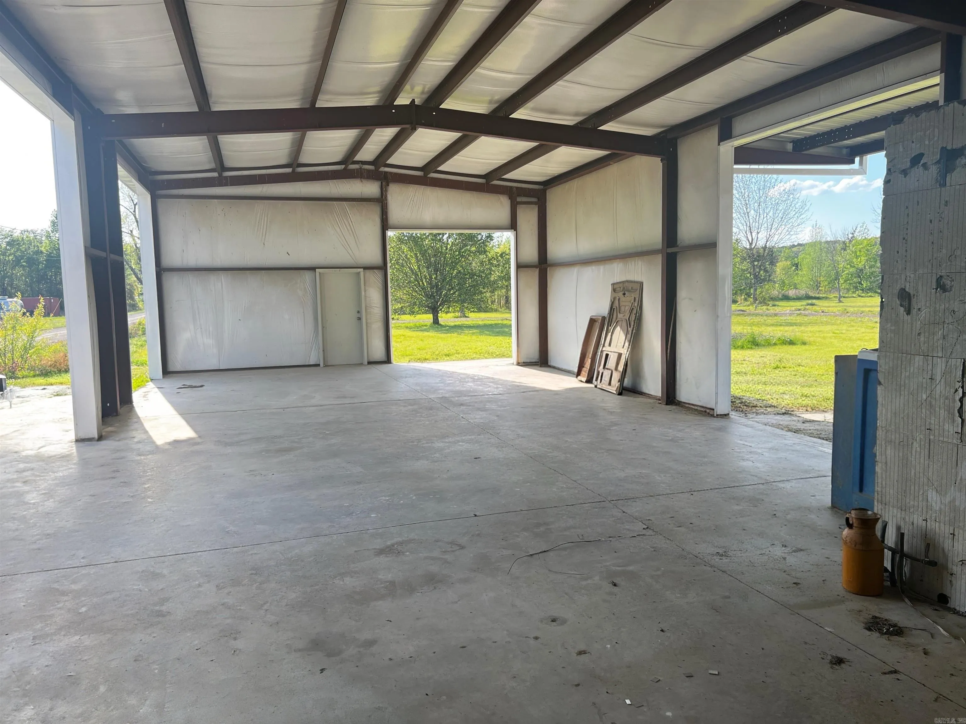 Property at 32  Mount zion - Image 40