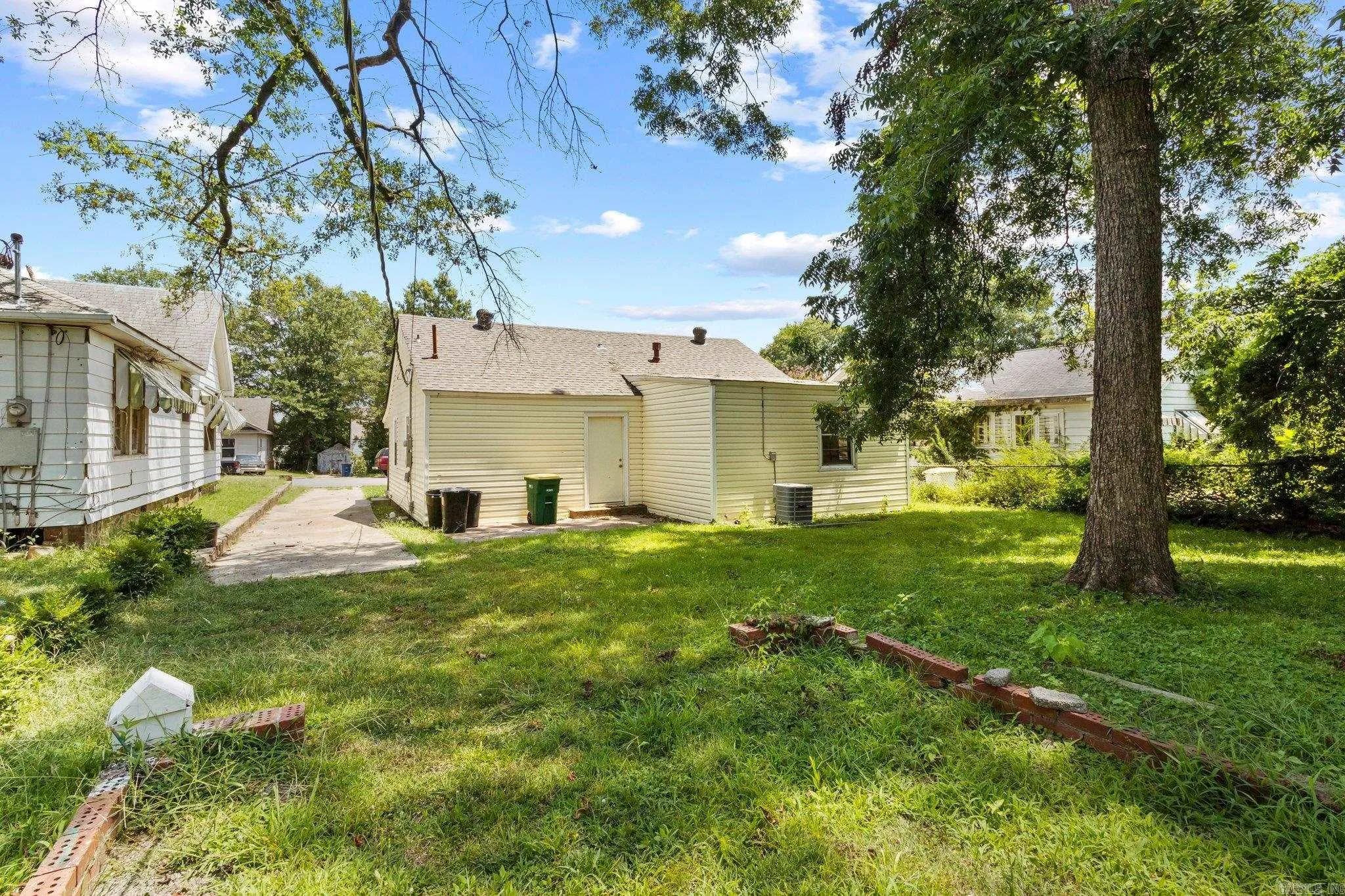 Property at 1309  Parker - Image 21