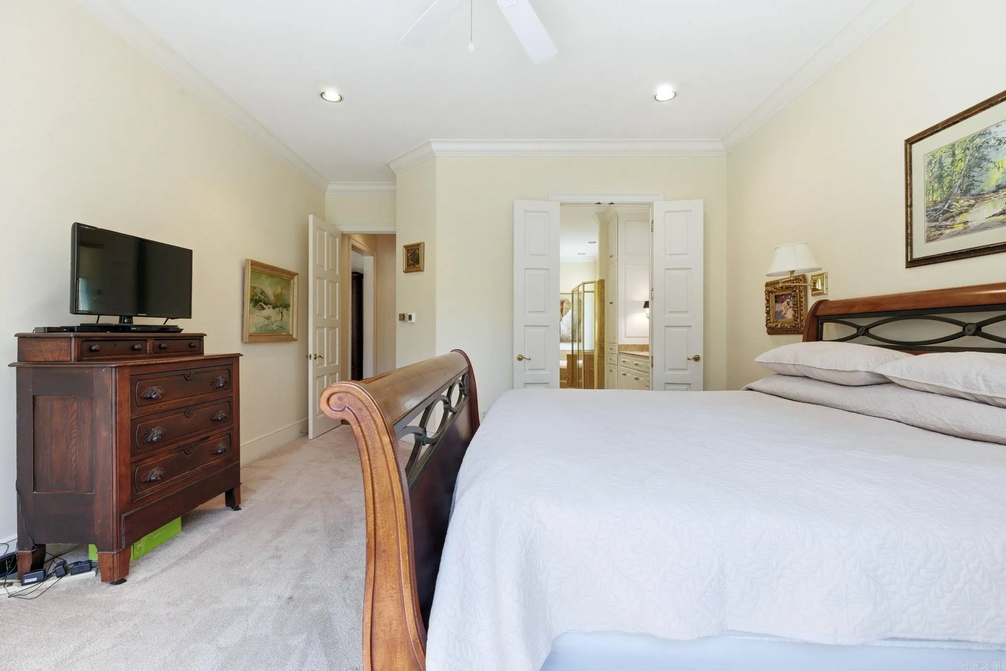 Property at 10  Iron horse - Image 23