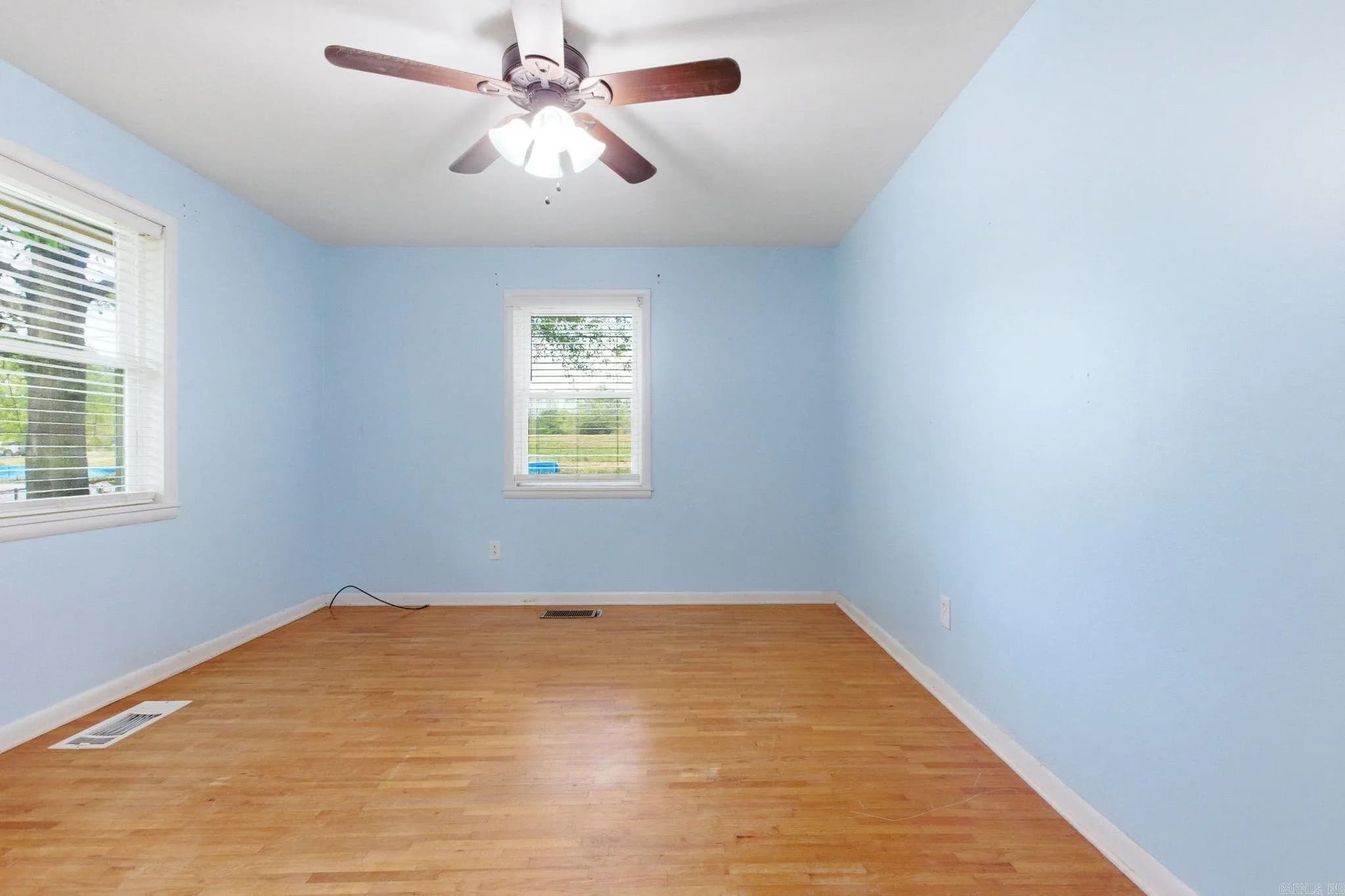 Property at 1213 N Shady ln - Image 20