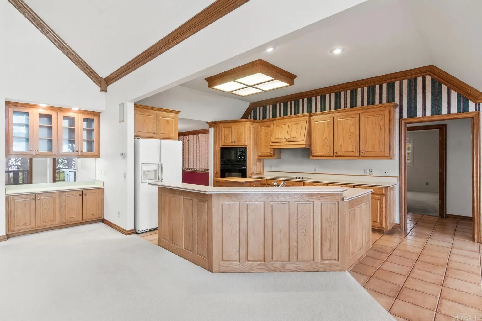 Property at 39 E Bluff - Image 12