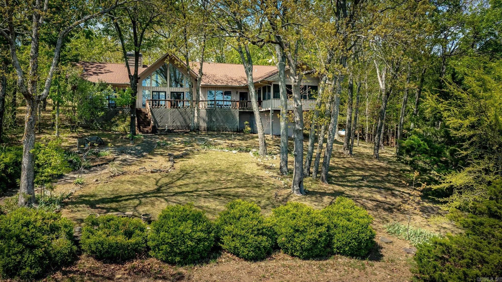 Property at 39 E Bluff - Image 31