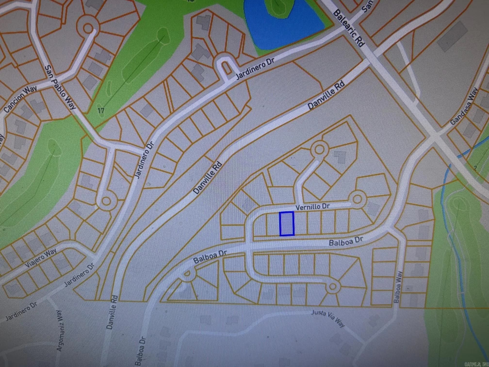 Property at 3  Veranillo