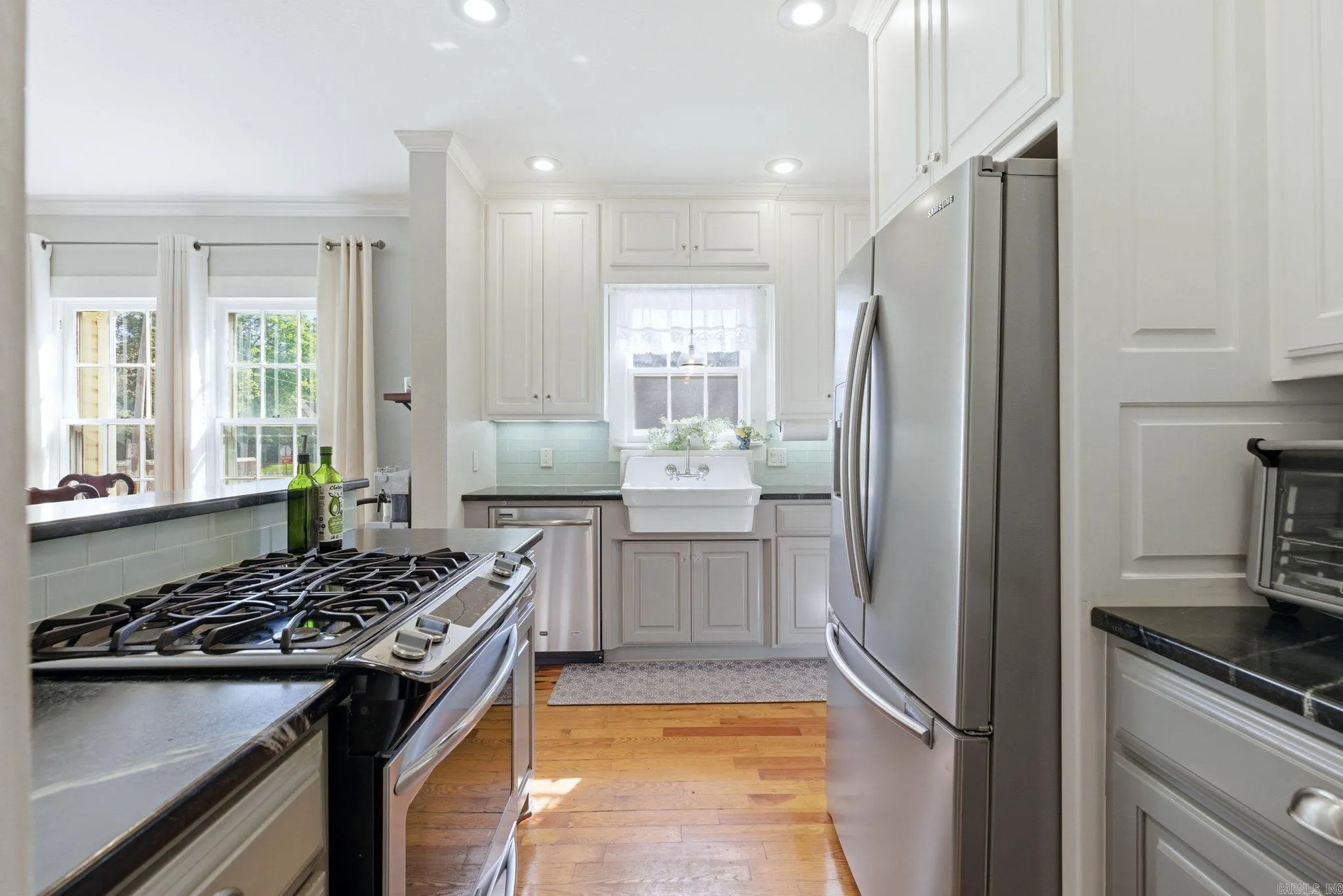 Property at 415  Cherry - Image 14
