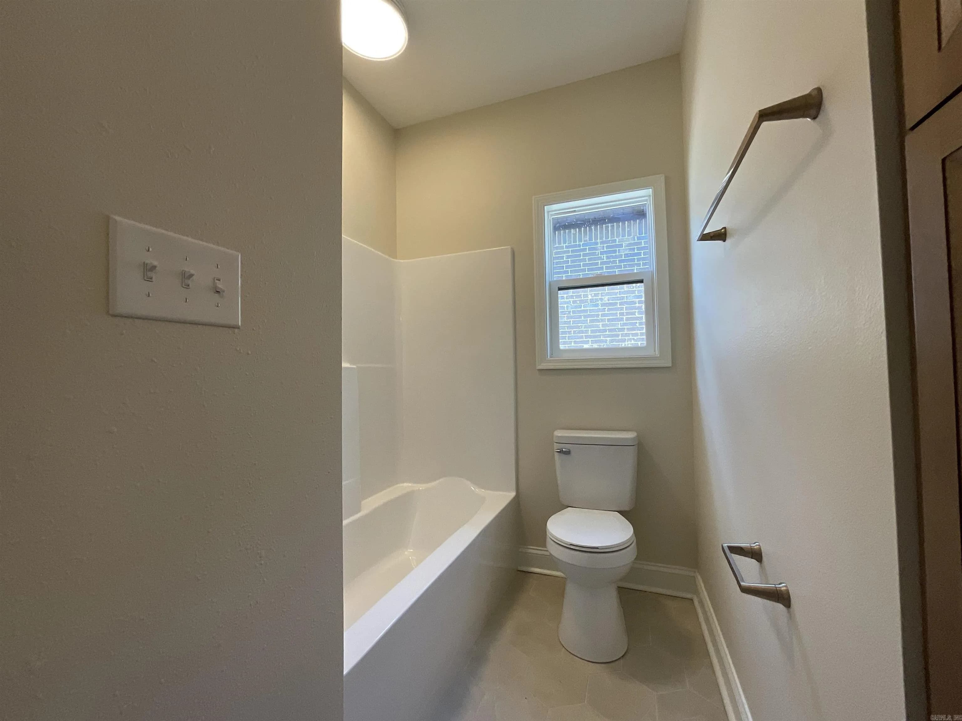 Property at 929 N Jeff davis - Image 24
